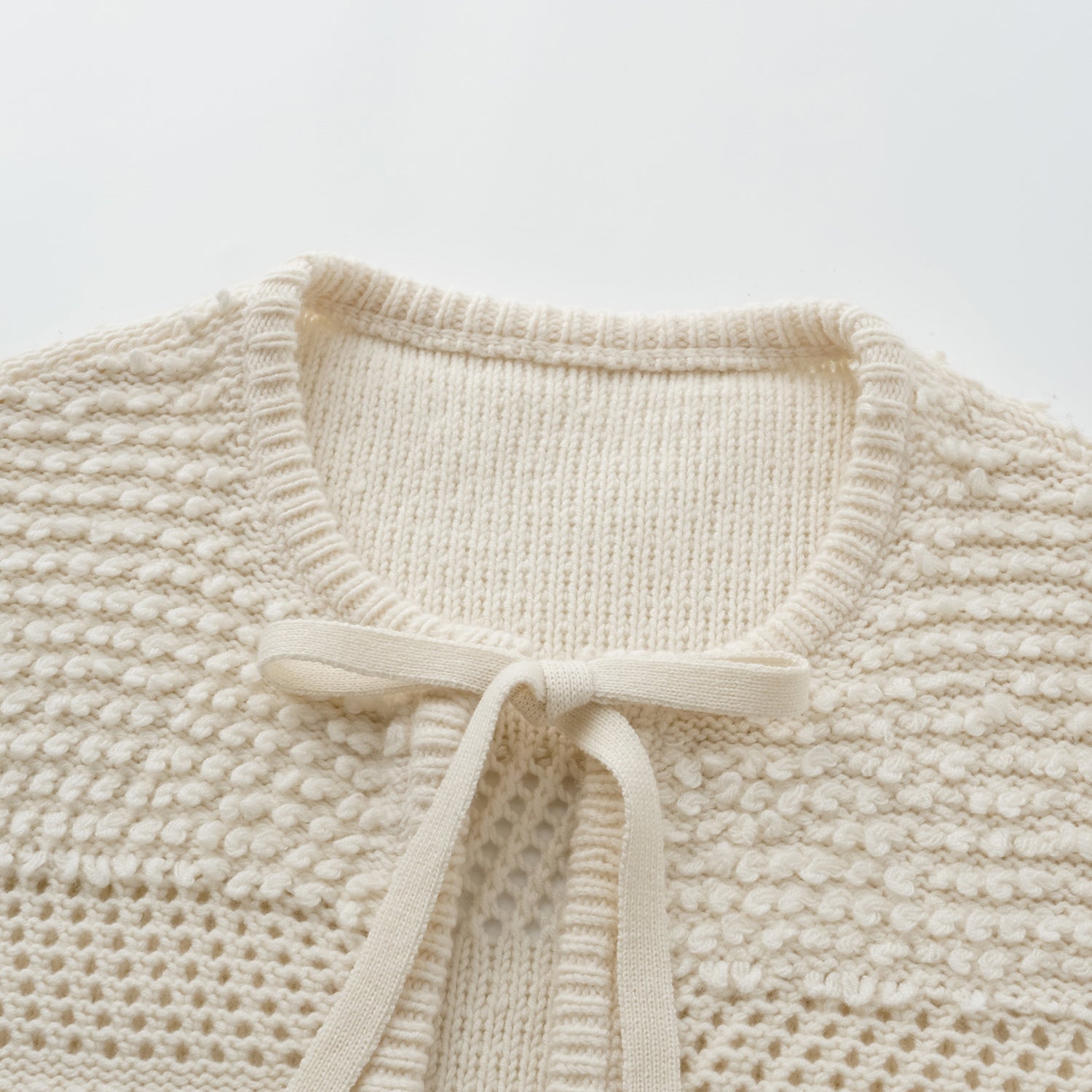 “Winter Diary” 100% Cashmere雲絨立體羽圈針織開衫—Cotton Haze棉野之曦