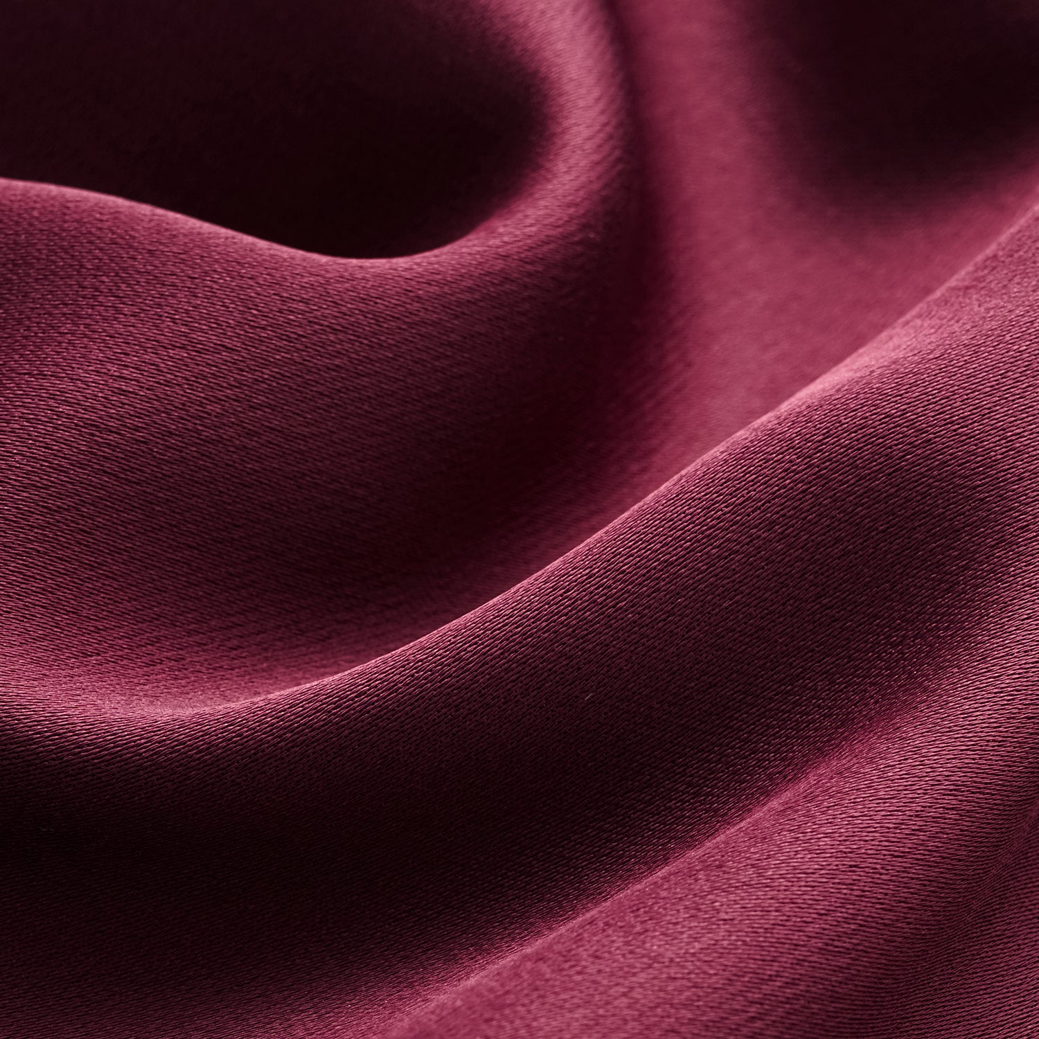 “Easy-go Chic” 重磅醋酸休閒短褲—絲絨紫