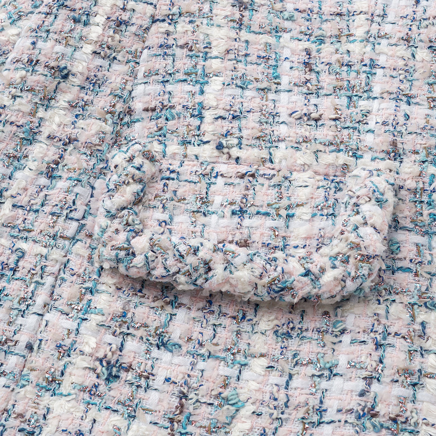 Arcade of CherJoy Atelier."法國經典織藝花呢外套—Southbank Muse南岸畫廊