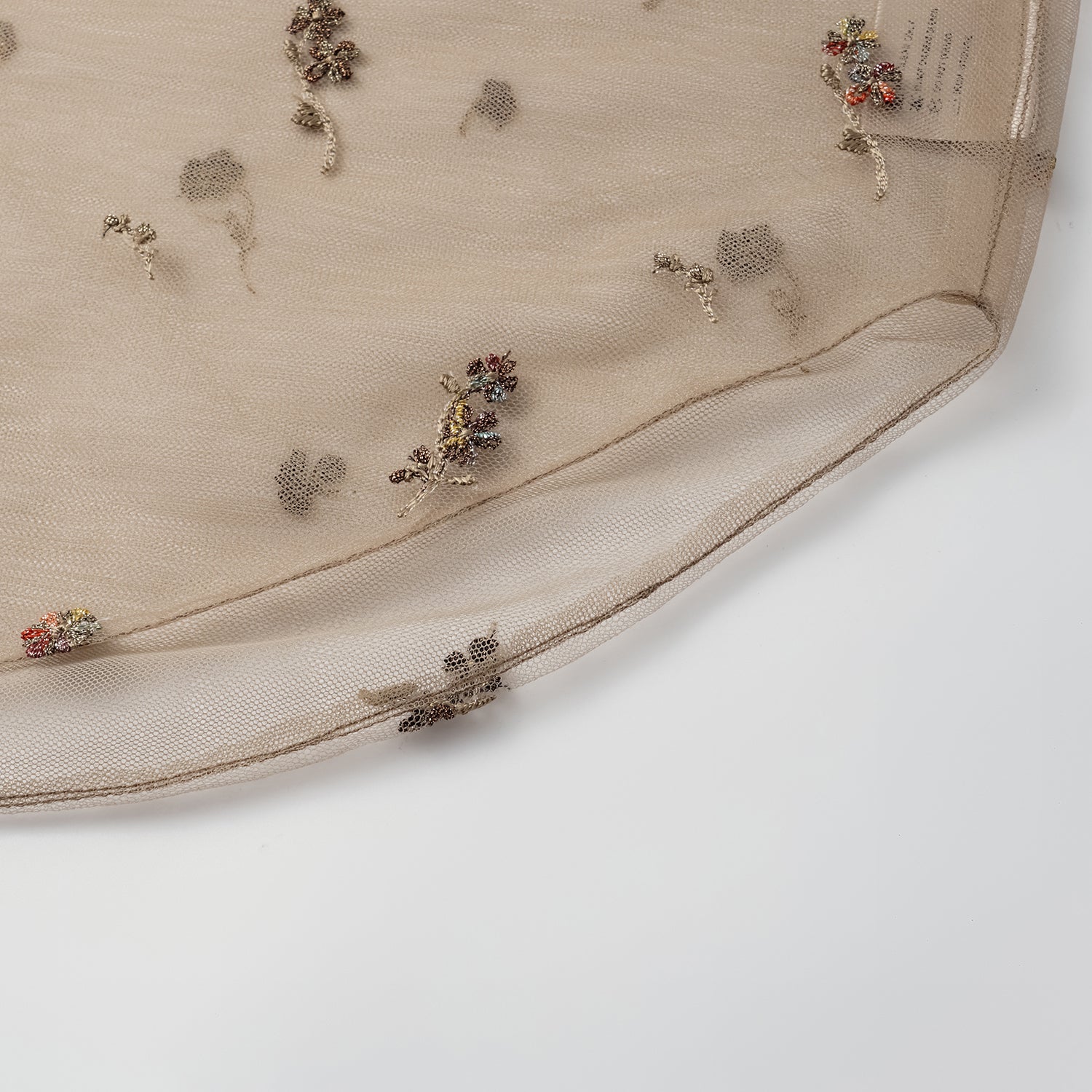 “Quiet Mastery” 法國頂級刺綉襯衫