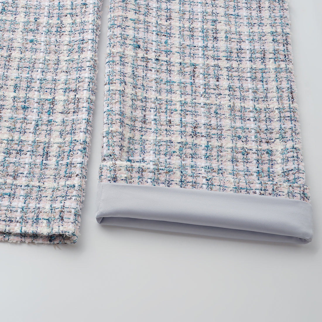 "Arcade of CherJoy Atelier."法國經典織藝花呢長褲—Southbank Muse南岸畫廊