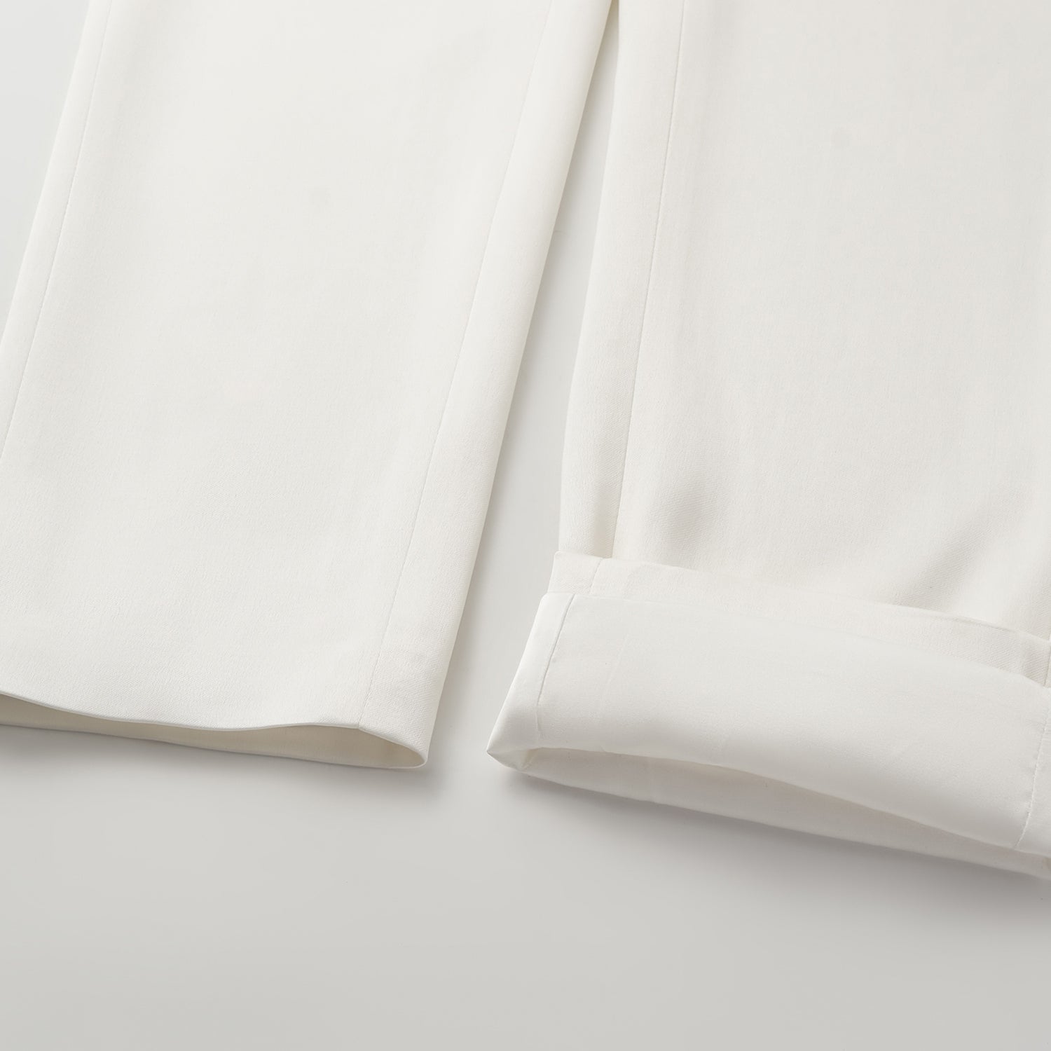 “Easy-go Chic” 重磅醋酸九分褲—簡光白