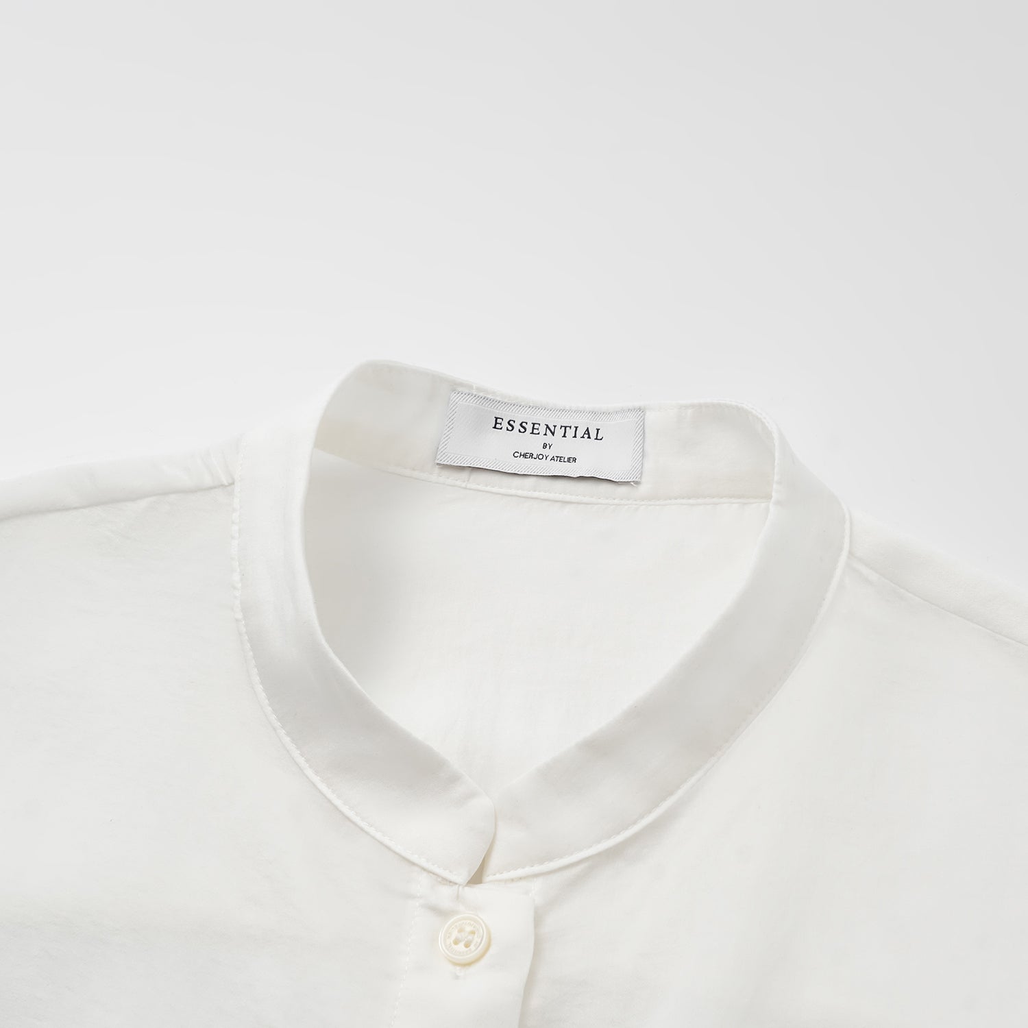 “知性時刻” 天絲緞面雪紡Oversized襯衫—簡白