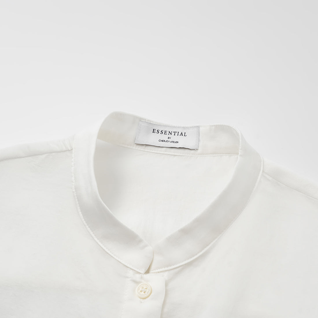 “知性時刻” 天絲緞面雪紡Oversized襯衫—簡白