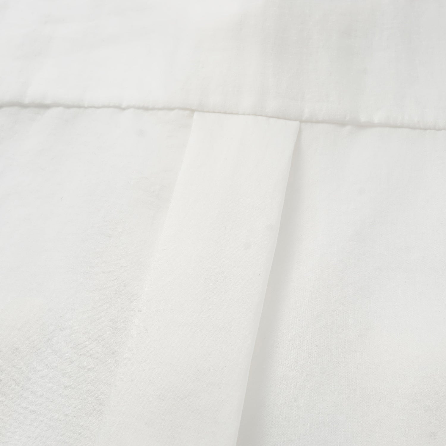 “知性時刻” 天絲緞面雪紡Oversized襯衫—簡白