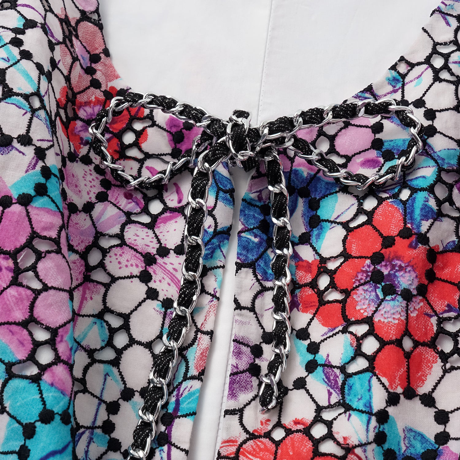 “Brunch in Provence” 義大利彩墨純棉蕾絲綁帶馬甲背心— 綺紫夢春 Lavender Reverie