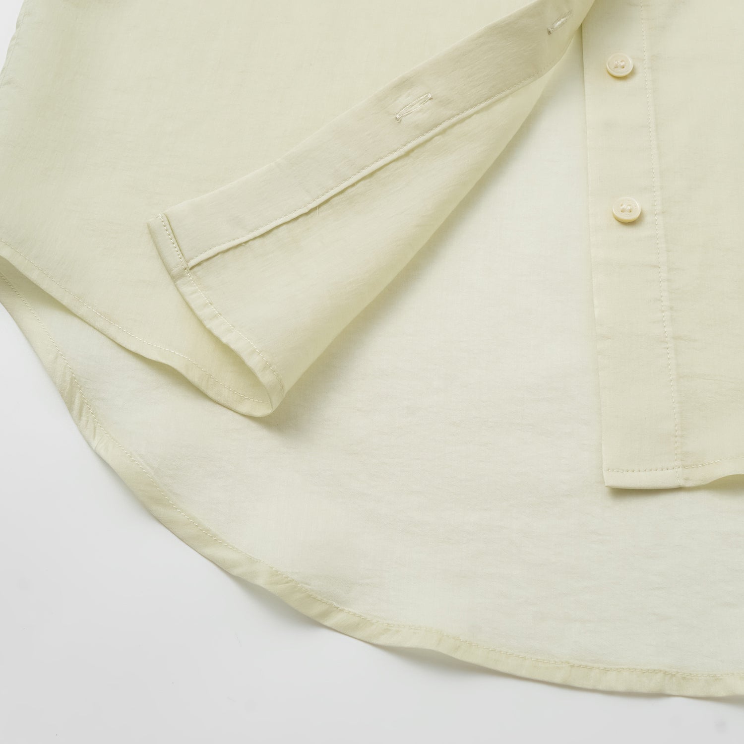 “知性時刻” 天絲緞面雪紡Oversized襯衫—鵝黃