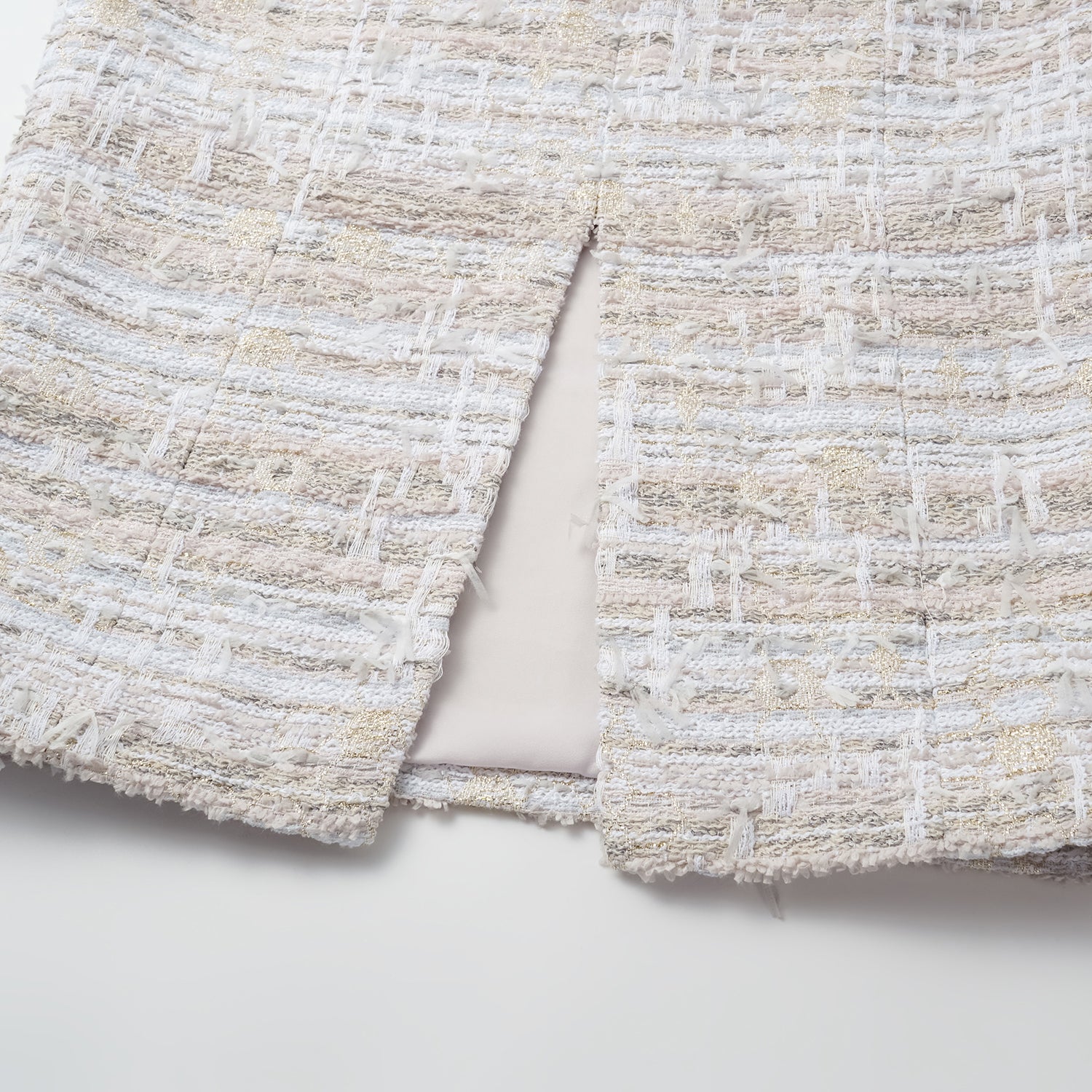 "Arcade of CherJoy Atelier." 法國夏日輕薄花呢高級訂製立體剪裁拼接修身洋裝