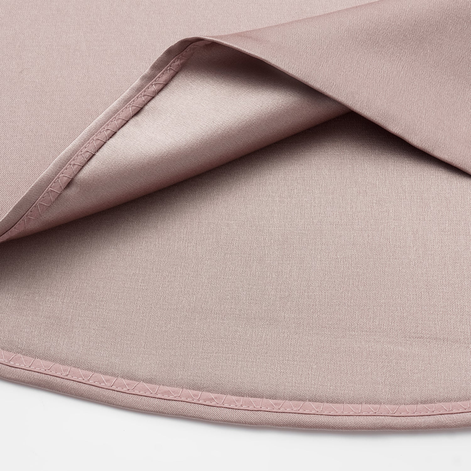 "Weekend at Monaco." 重磅緞面拼接工藝背心 — Taupe