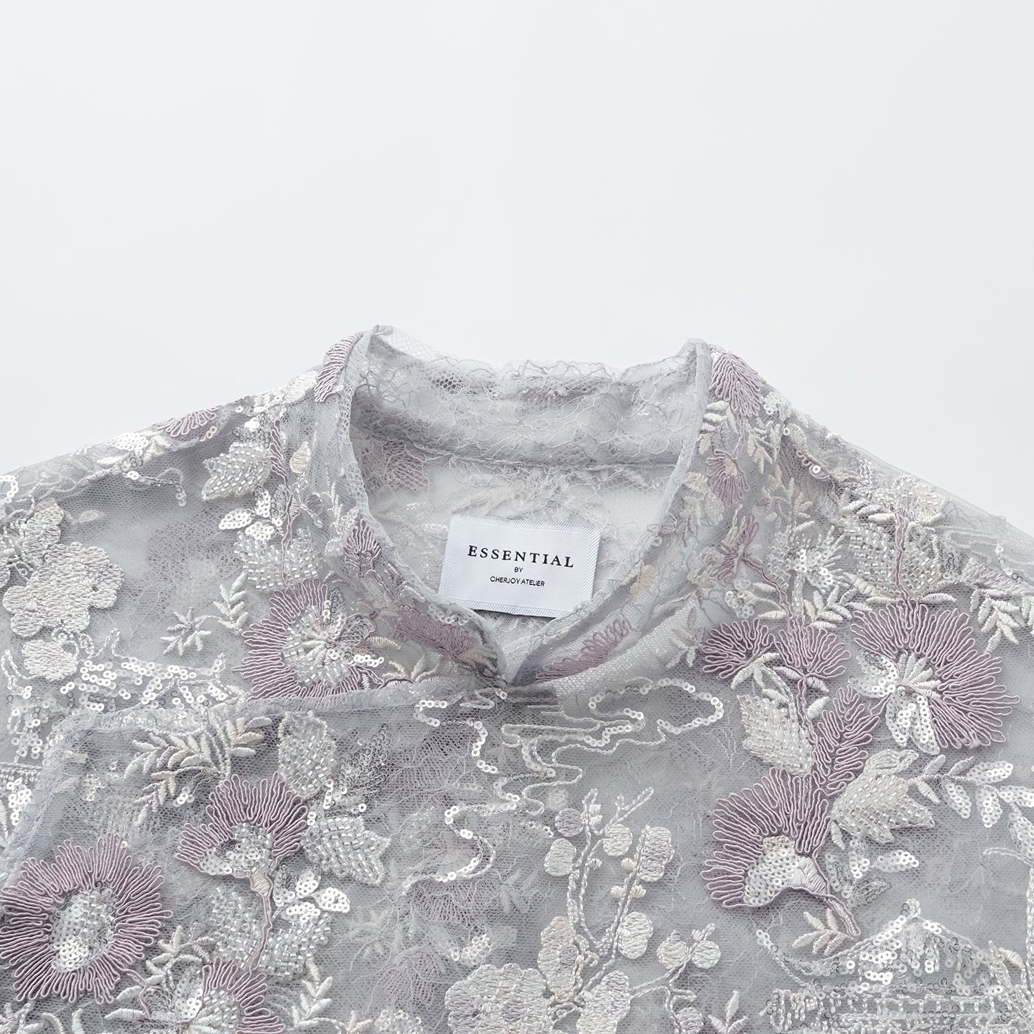 "Imperial Garden Teatime"點景白描奢華珠繡蕾絲輕國風上衣—Woven Breeze聽風絮