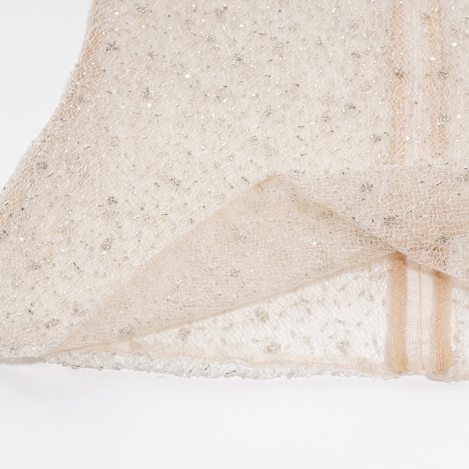 "Quiet Mastery." 法國頂級奢華手工瑩珠繡藝蕾絲上衣—Lunar Anthology月光詩集