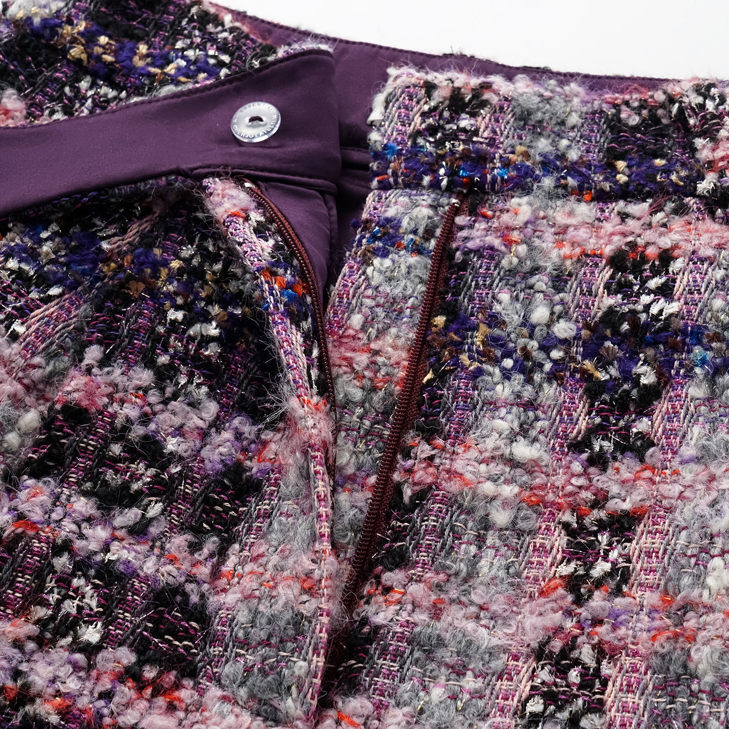 "Brunch at Ritz." 羊毛花呢短褲—Cosmic Macaron