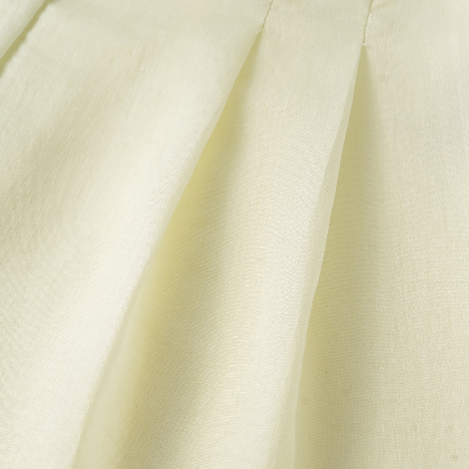 “知性時刻” 天絲緞面雪紡短褲—鵝黃