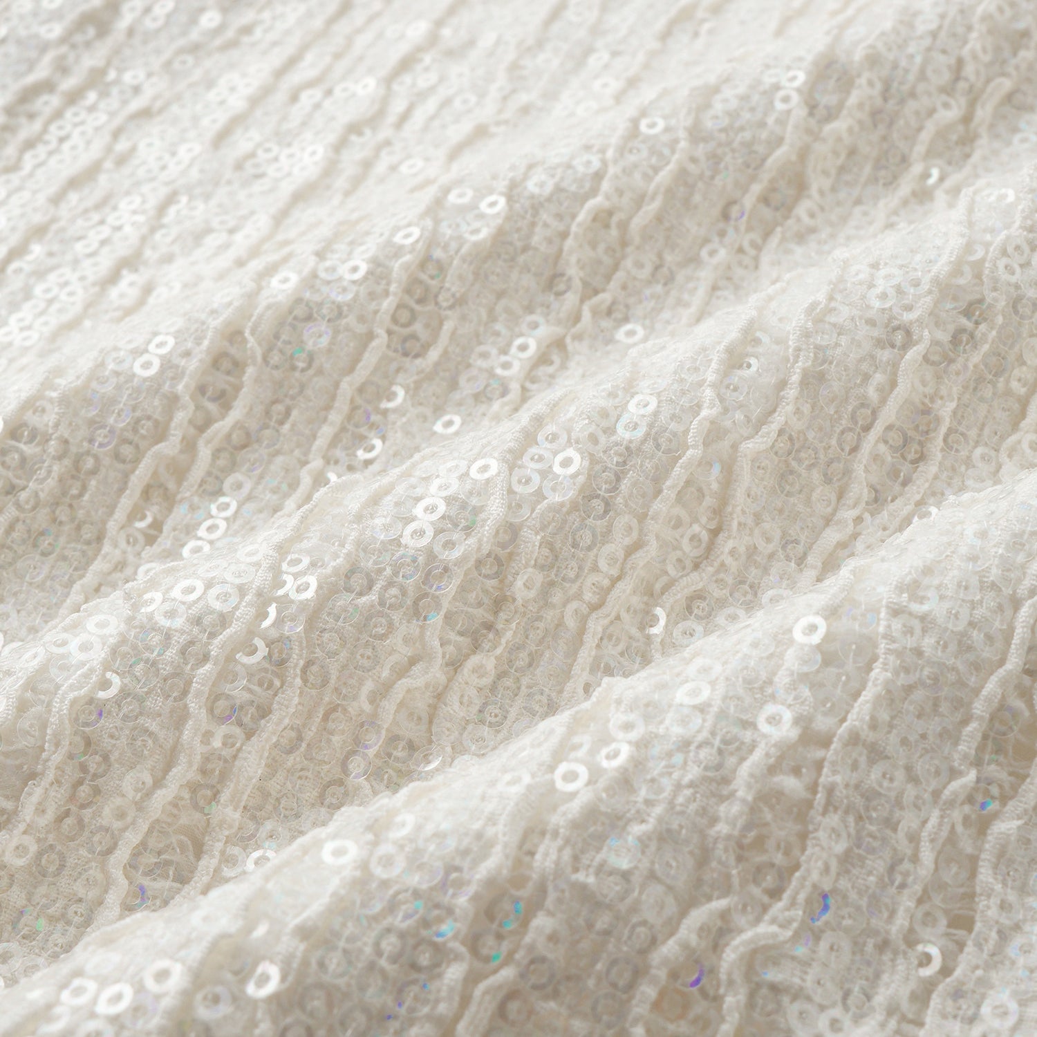 "Weekend at Monaco." 鏤花工藝亮片蕾絲洋裝—Moonlit Luster 盧卡月光