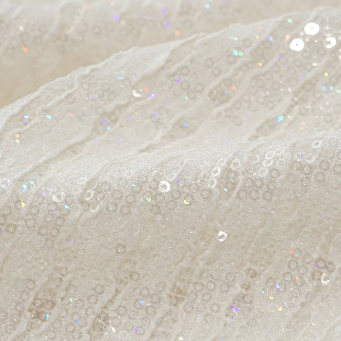 "Weekend at Monaco." 鏤花工藝亮片蕾絲襯衫—Moonlit Luster 盧卡月光