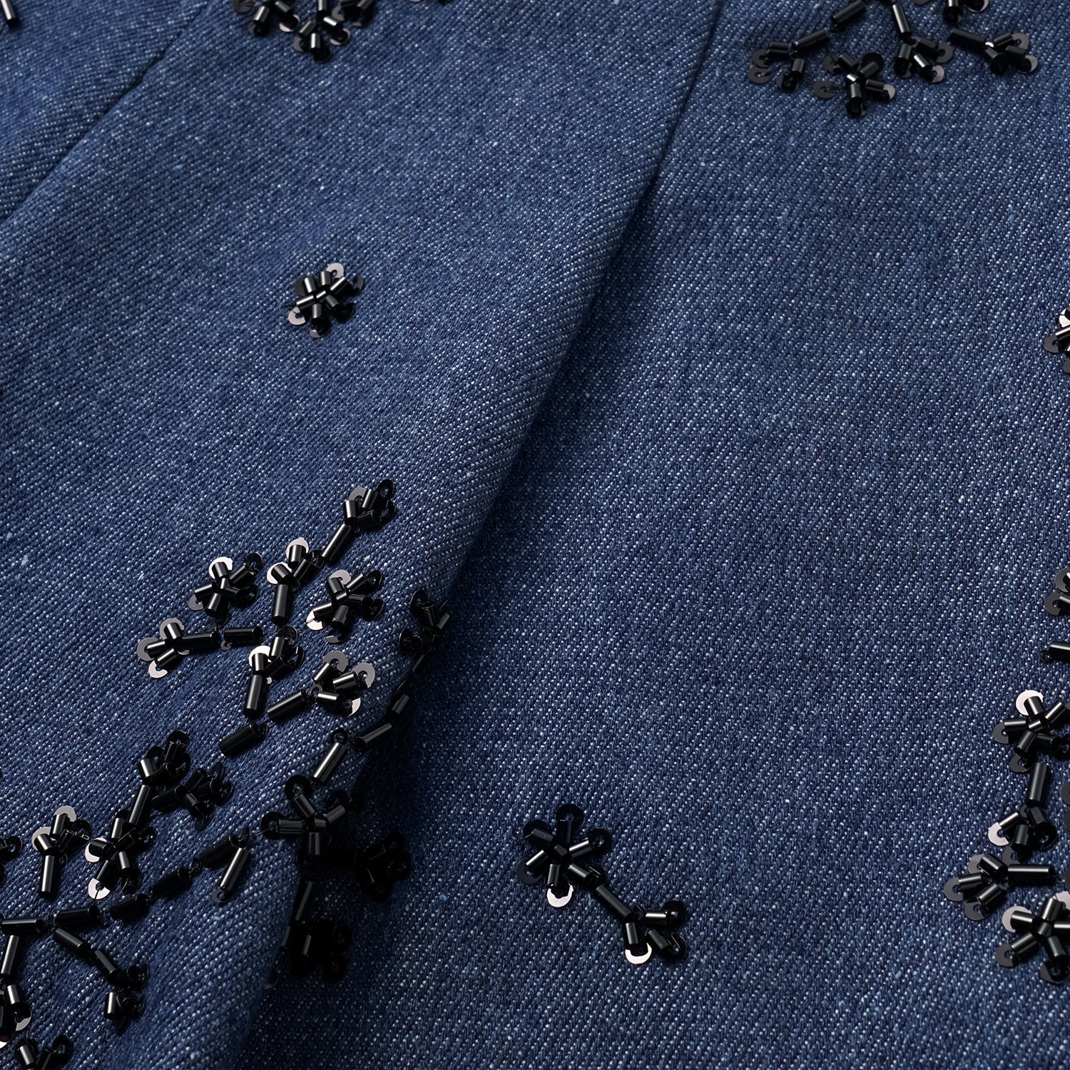 “春意” 義大利珠繡短褲