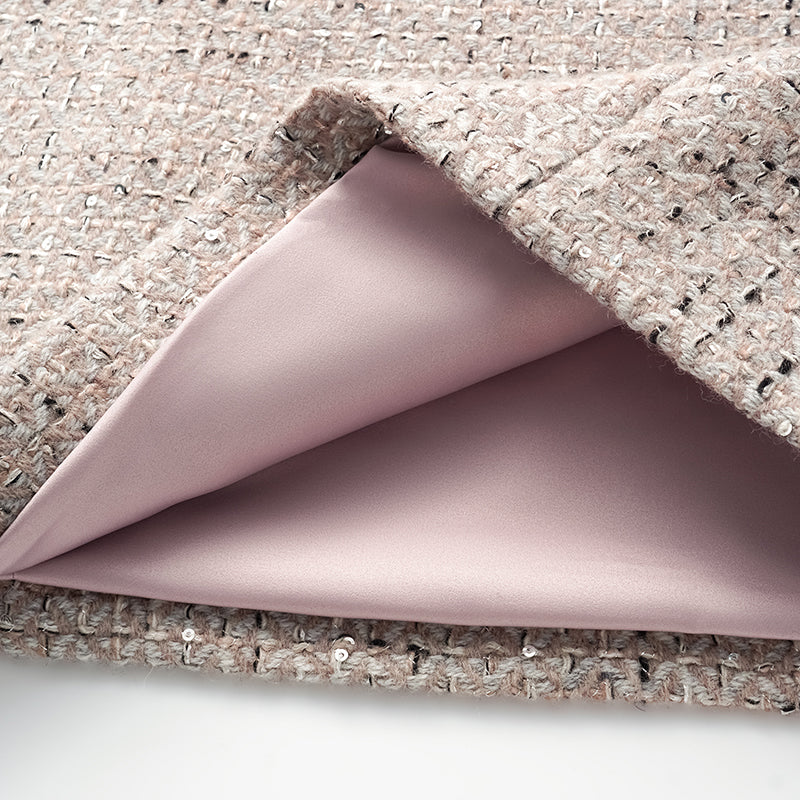 “Chelsea tea time.” 羊毛花呢A字洋裝—Antique Mirage