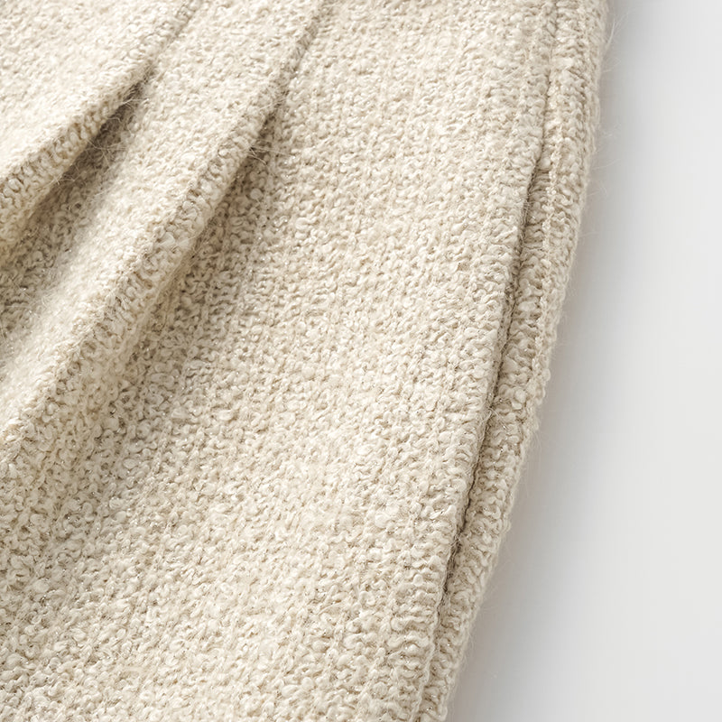 "Chelsea Citywalk." 花呢短褲—Lunar Serenade