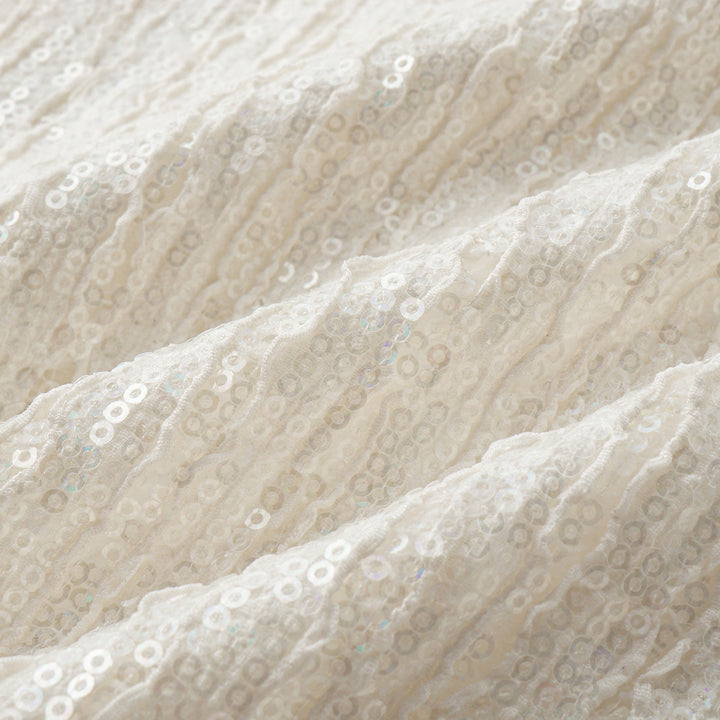 "Weekend at Monaco." 鏤花工藝亮片蕾絲短褲—Moonlit Luster 盧卡月光