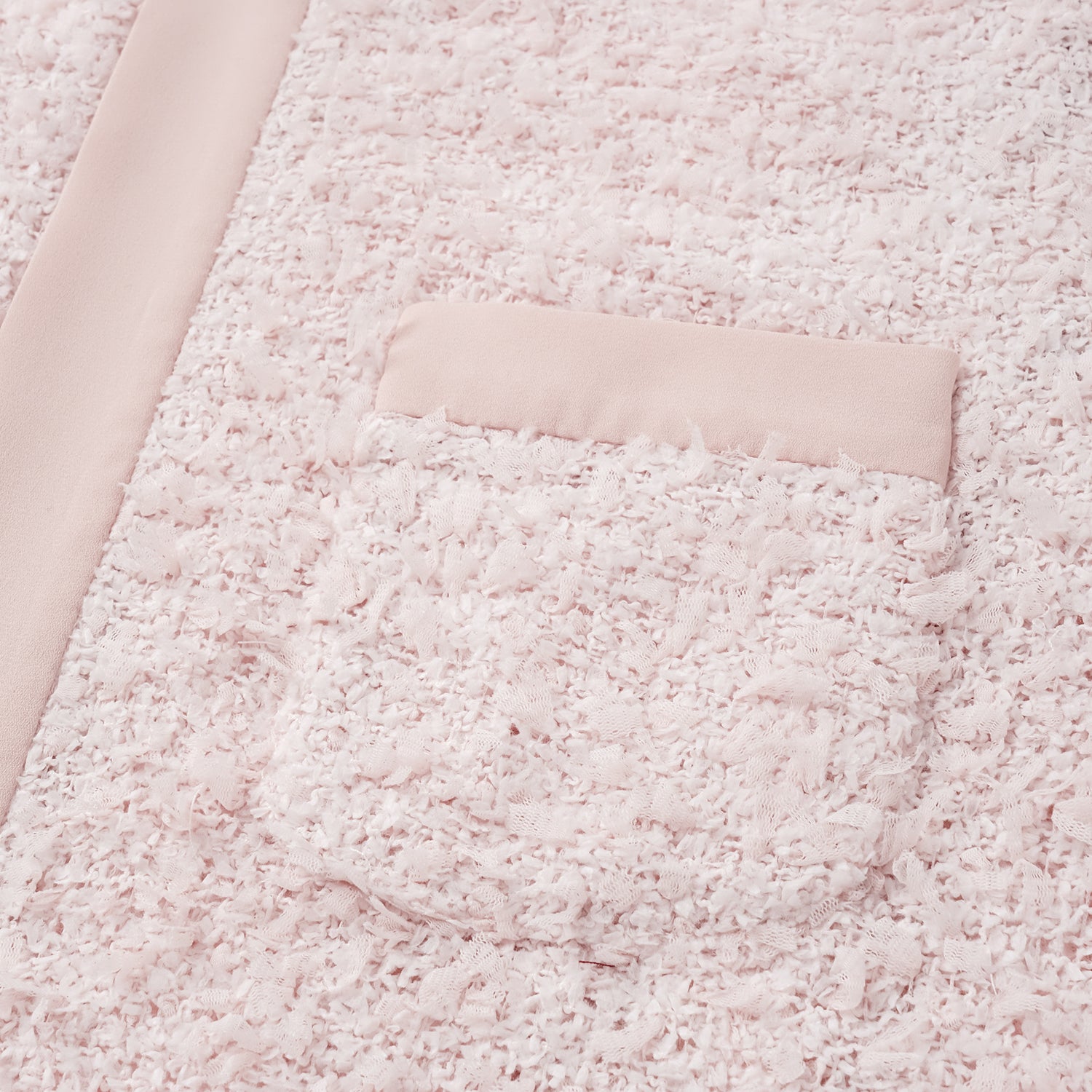 “Breeze boucle" 義大利肌理輕薄花呢No.10外套—When Petals Fall