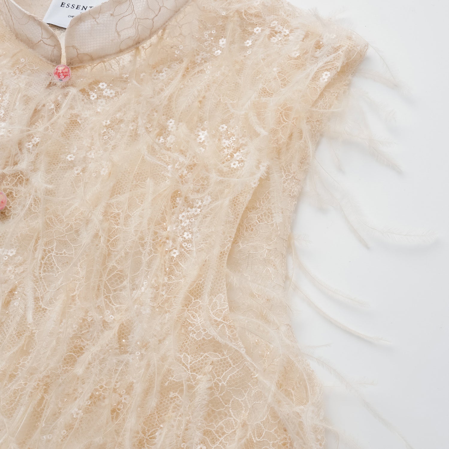 "Imperial Garden Teatime."珠繡羽毛工藝輕國風馬甲背心—Veloura Elixir羽金瑰夏