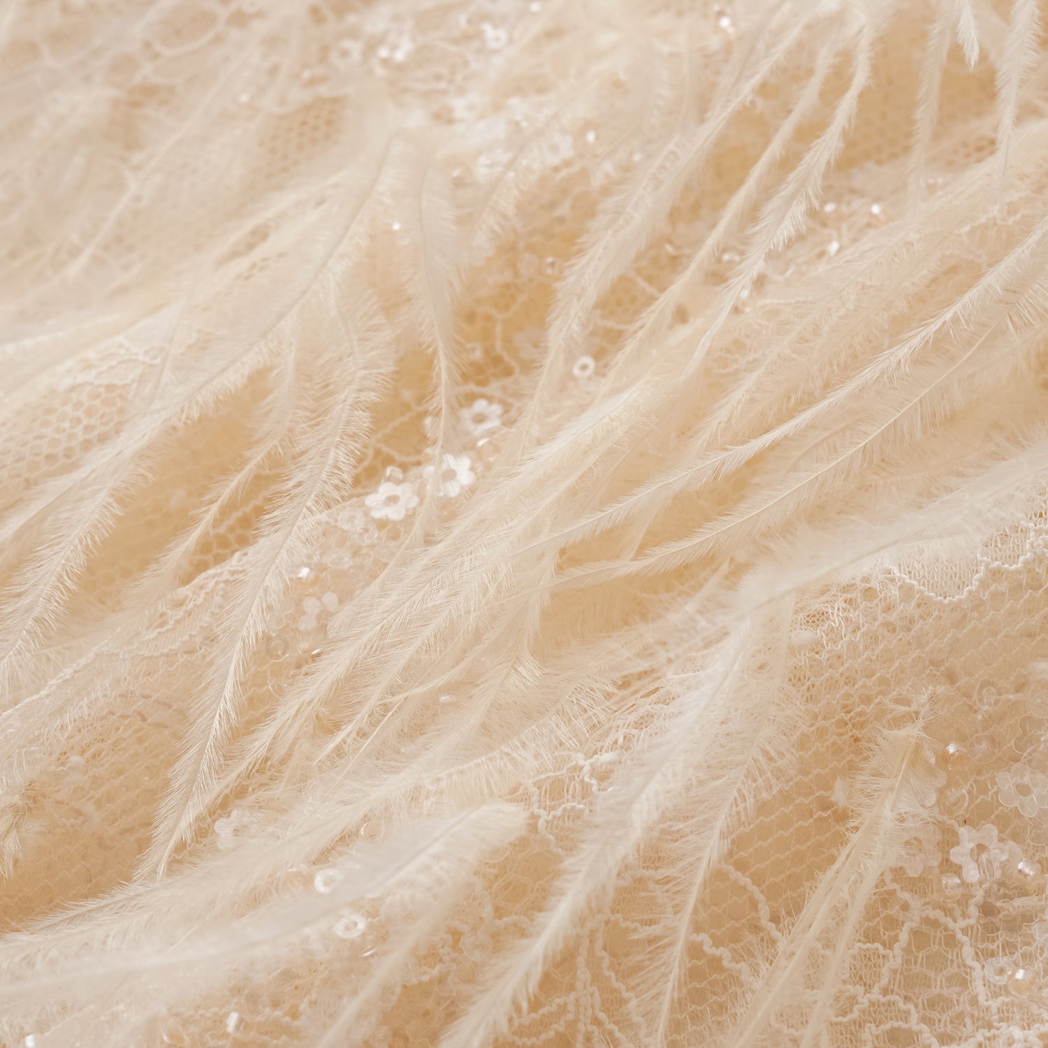 "Imperial Garden Teatime."珠繡羽毛工藝輕國風馬甲背心—Veloura Elixir羽金瑰夏