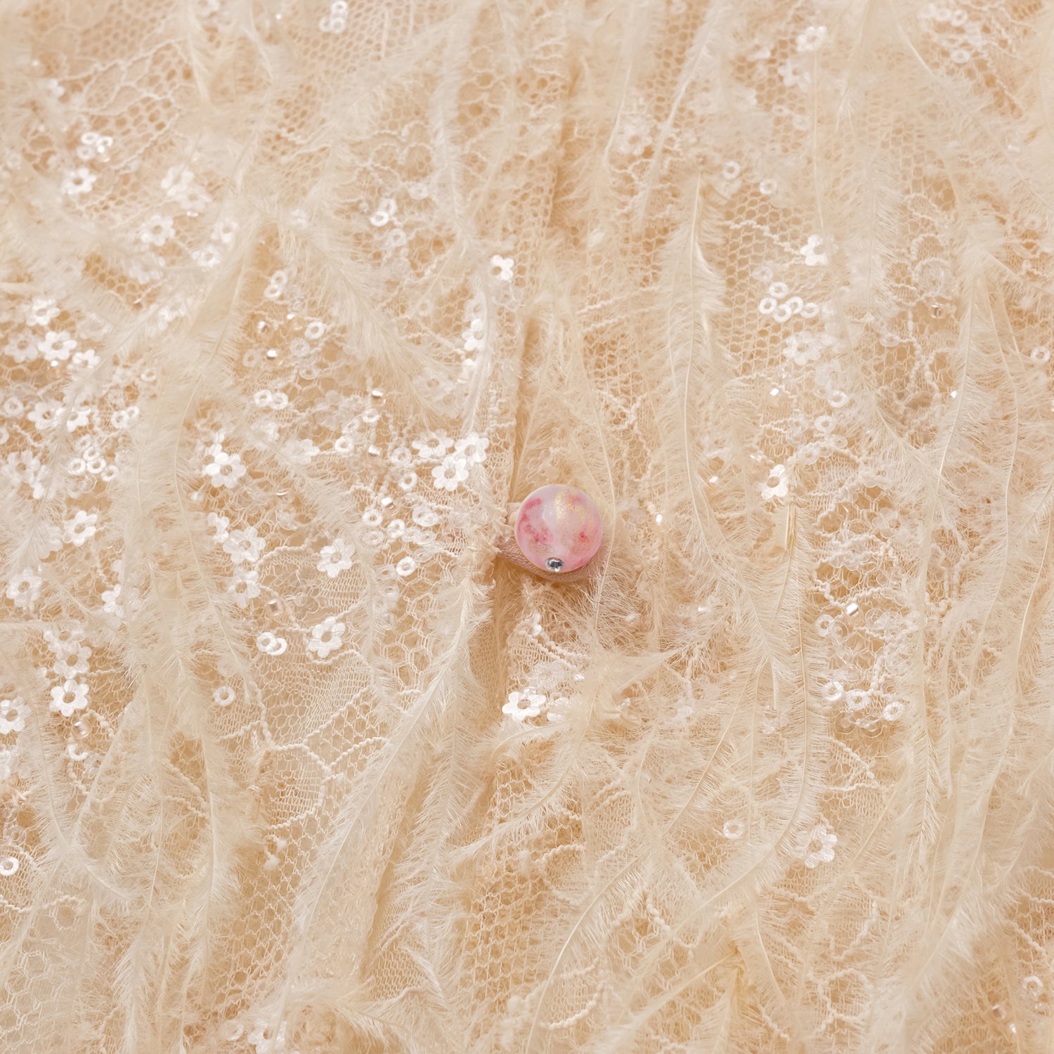 "Imperial Garden Teatime."珠繡羽毛工藝輕國風罩衫—Veloura Elixir羽金瑰夏