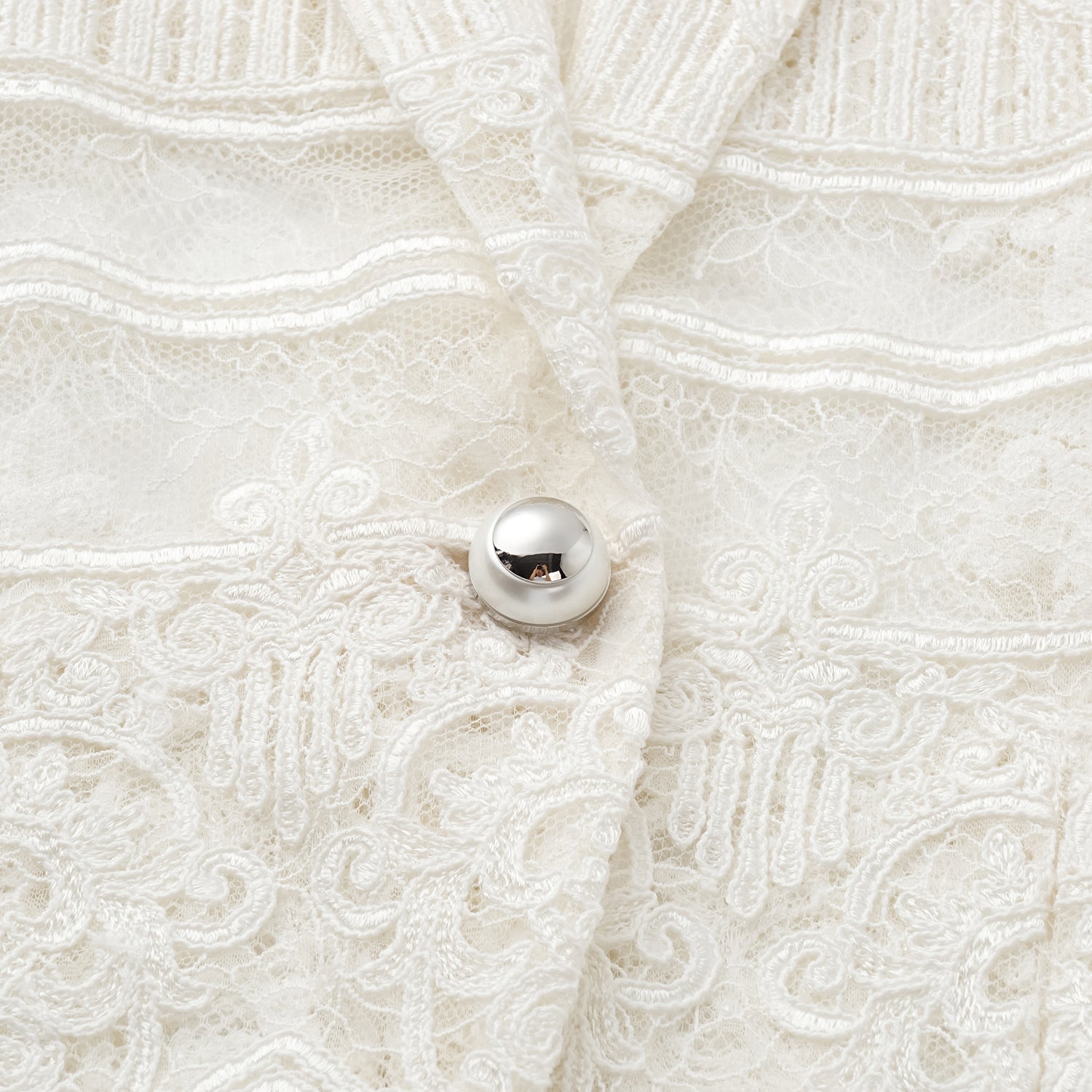 “Weekend At Monaco."鏤空刻花工藝蕾絲oversized西裝外套—NookLume 隅光