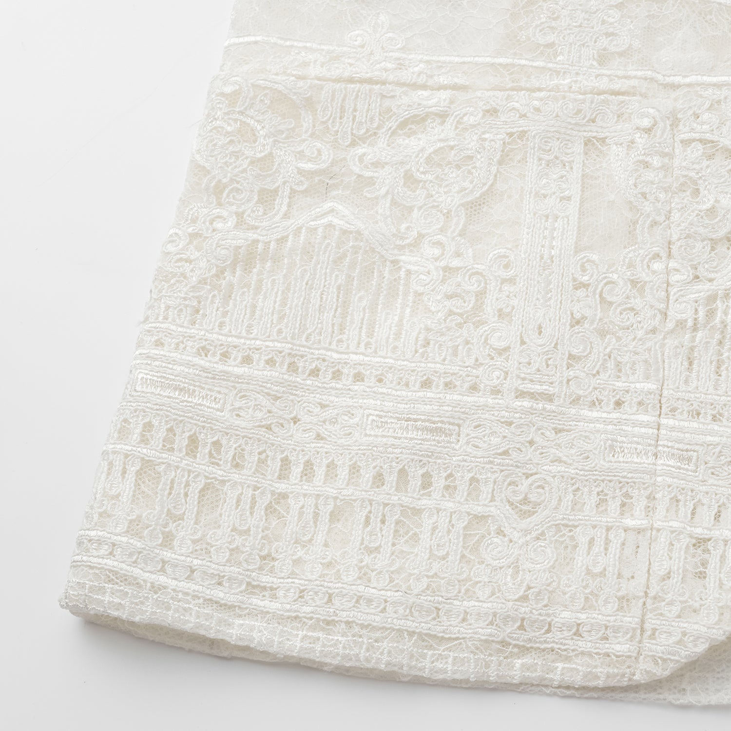 “Weekend At Monaco."鏤空刻花工藝蕾絲oversized西裝外套—NookLume 隅光