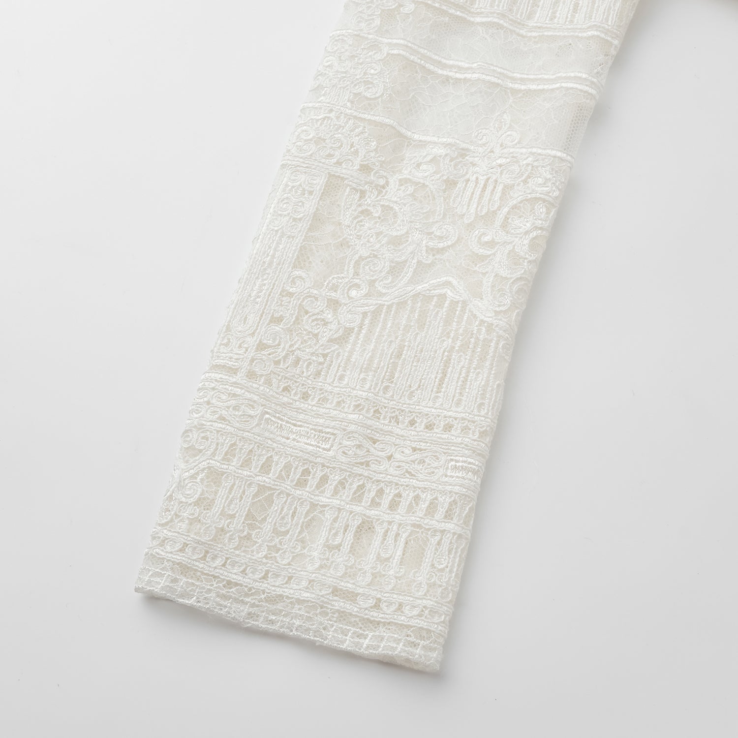 “Weekend At Monaco."鏤空刻花工藝蕾絲oversized西裝外套—NookLume 隅光