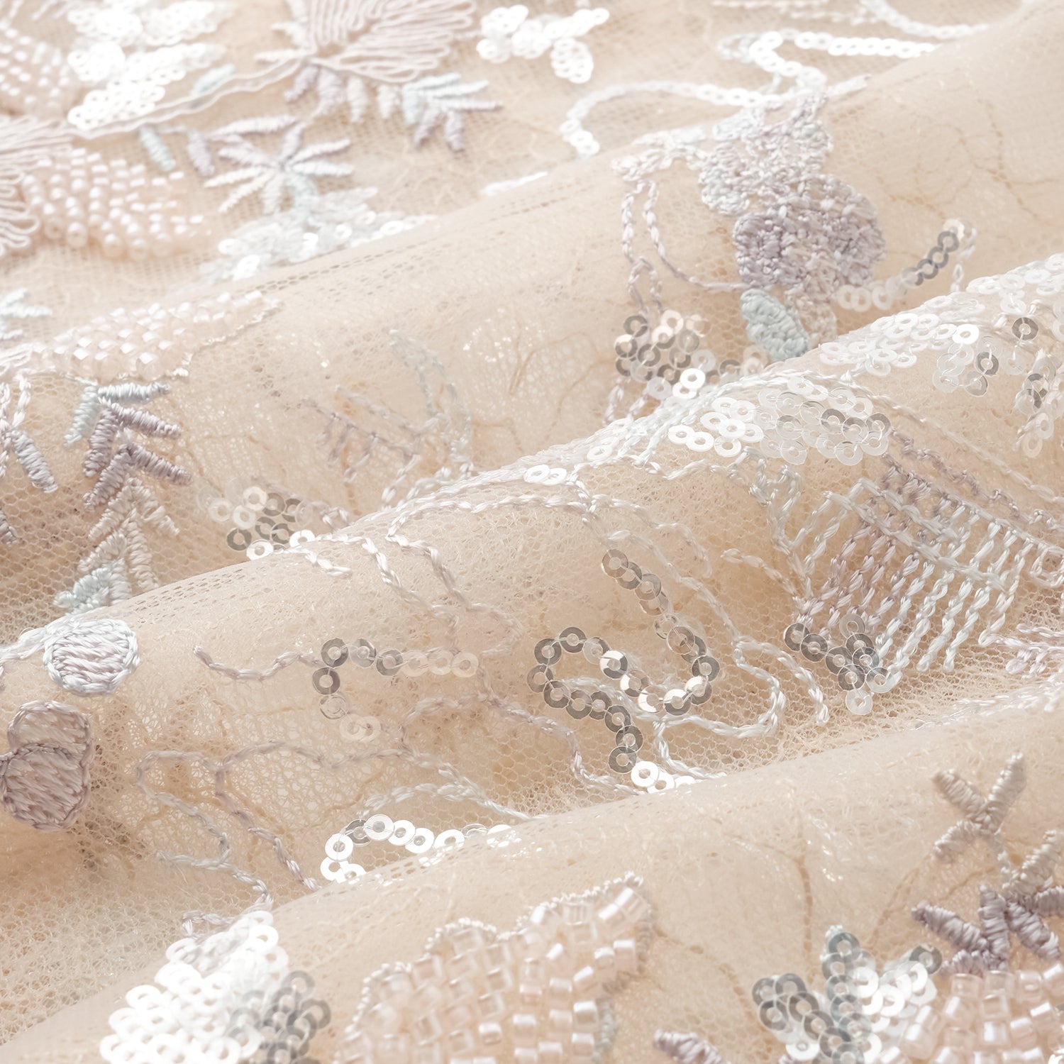 "Imperial Garden Teatime"點景白描奢華珠繡蕾絲輕國風上衣—Petal Silhouette花間影