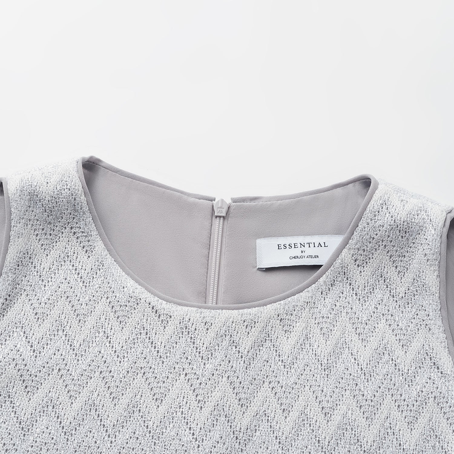 “Summer Diary”義大利Chevron山形銀燦織紋針織背心—Hazy Vale煙嵐悠境