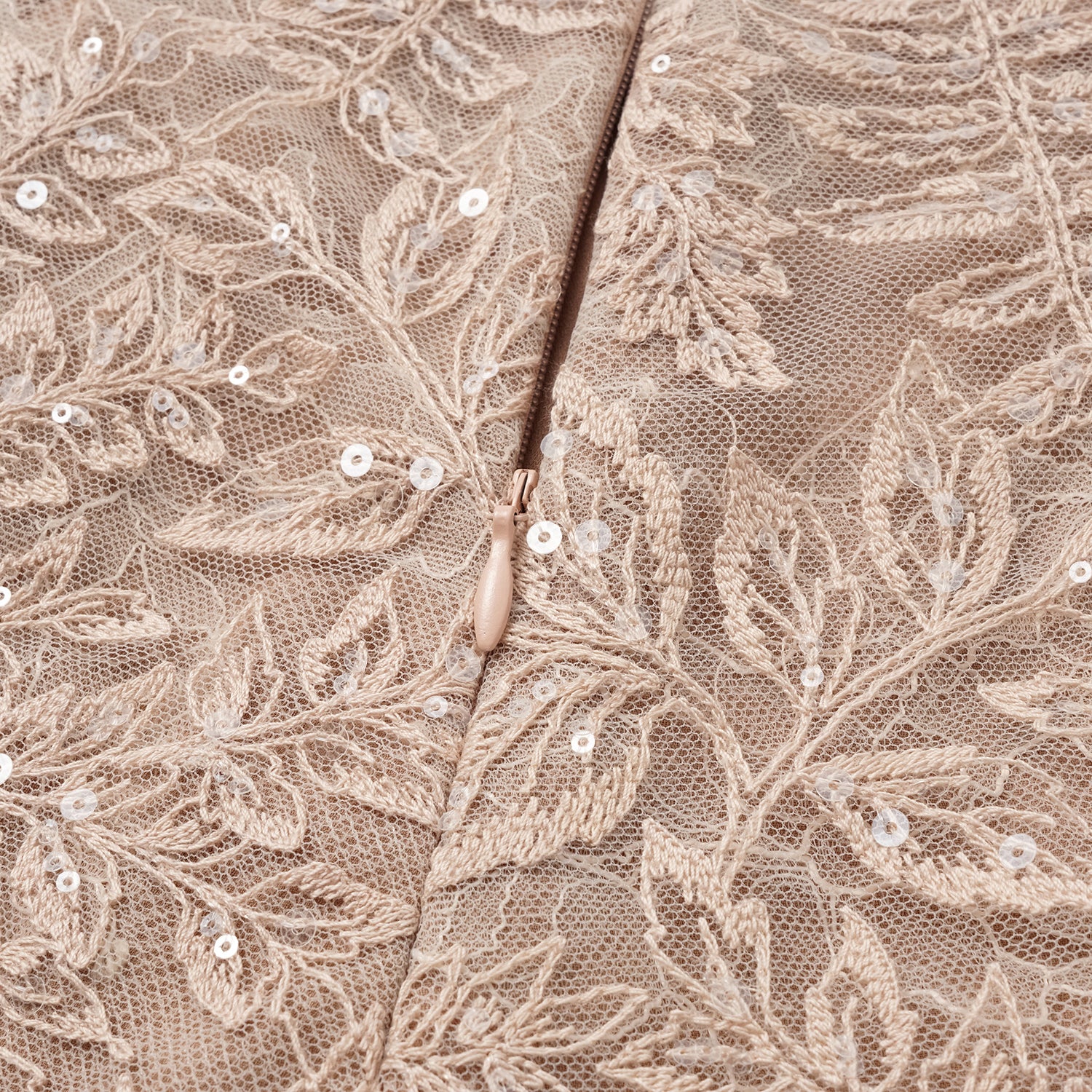 "Imperial Garden Teatime" 奢華珠繡輕國風蕾絲短褲