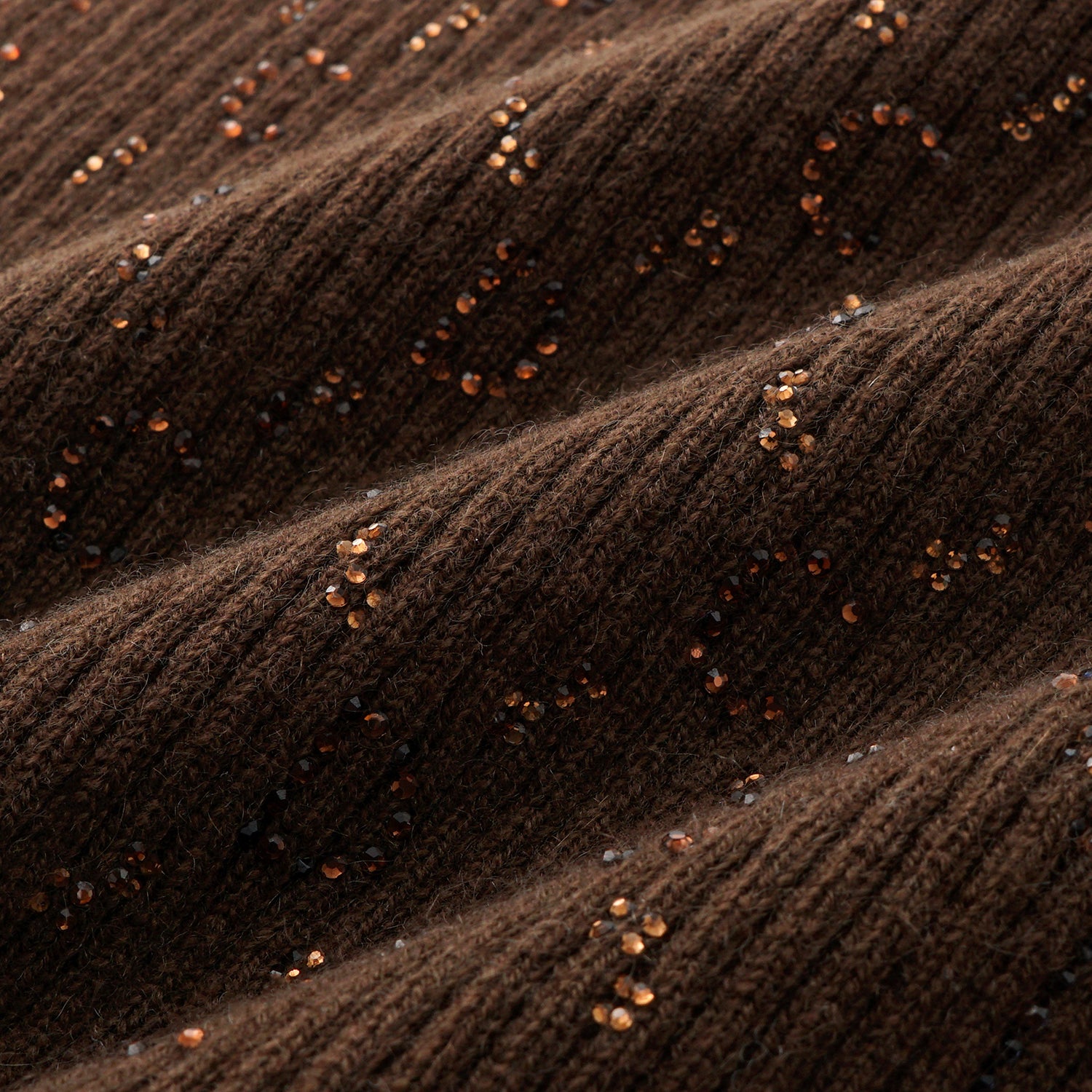 “Autumn Diary” 100% Cashmere立體鑽飾Monogram嵌花針織背心—Mocha Truffle摩卡松露