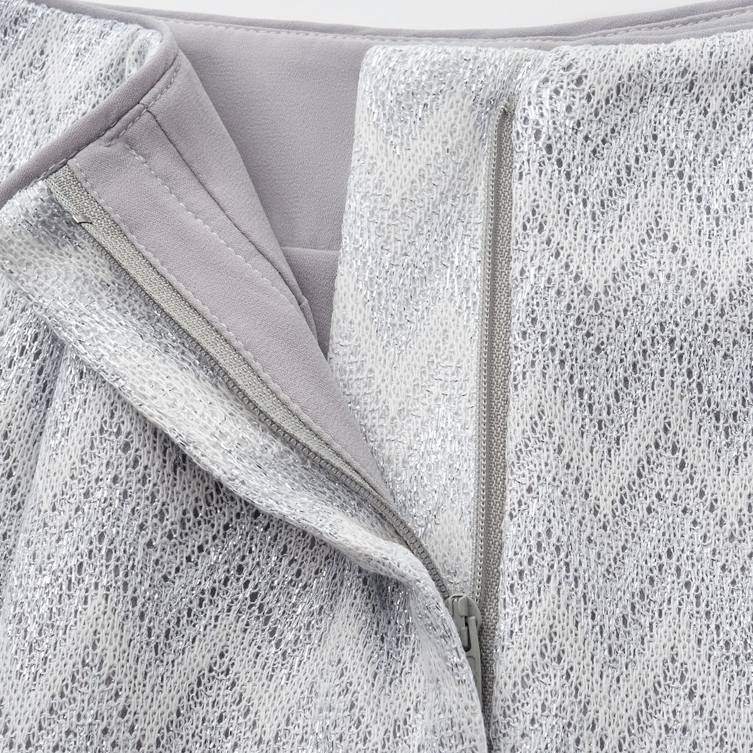 “Summer Diary”義大利Chevron山形銀燦織紋針織短褲—Hazy Vale煙嵐悠境