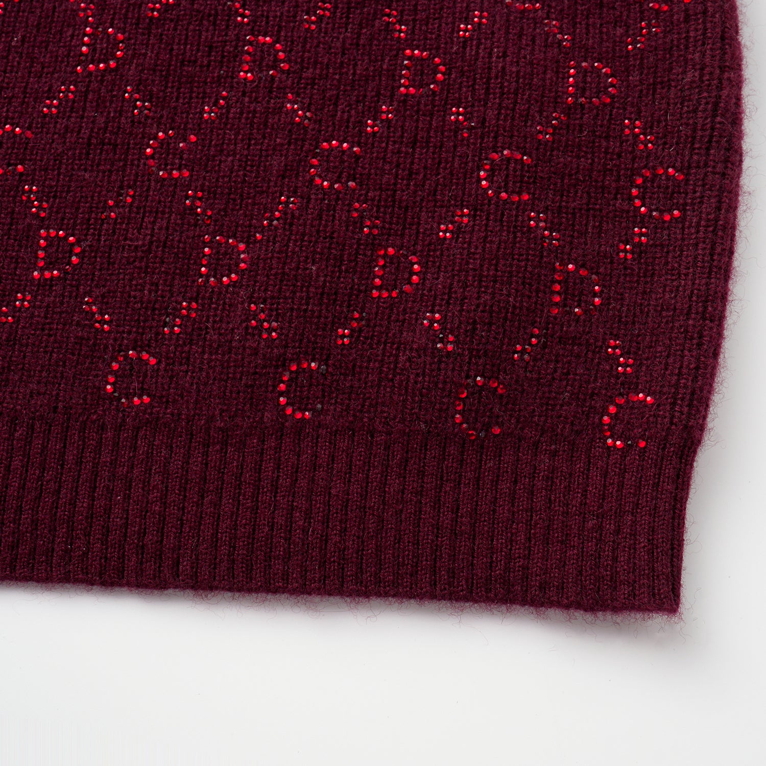 “Autumn Diary” 100% Cashmere立體鑽飾Monogram嵌花針織外套—Raspberry Jam野莓凝香