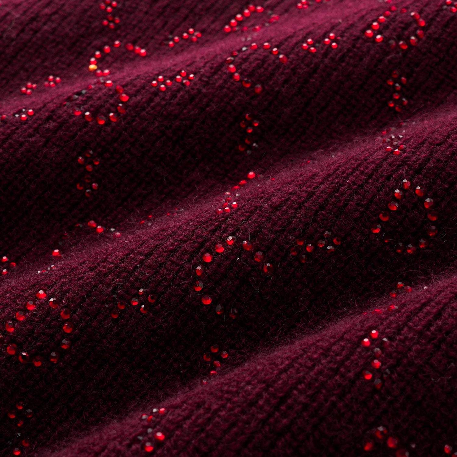 “Autumn Diary” 100% Cashmere立體鑽飾Monogram嵌花針織外套—Raspberry Jam野莓凝香