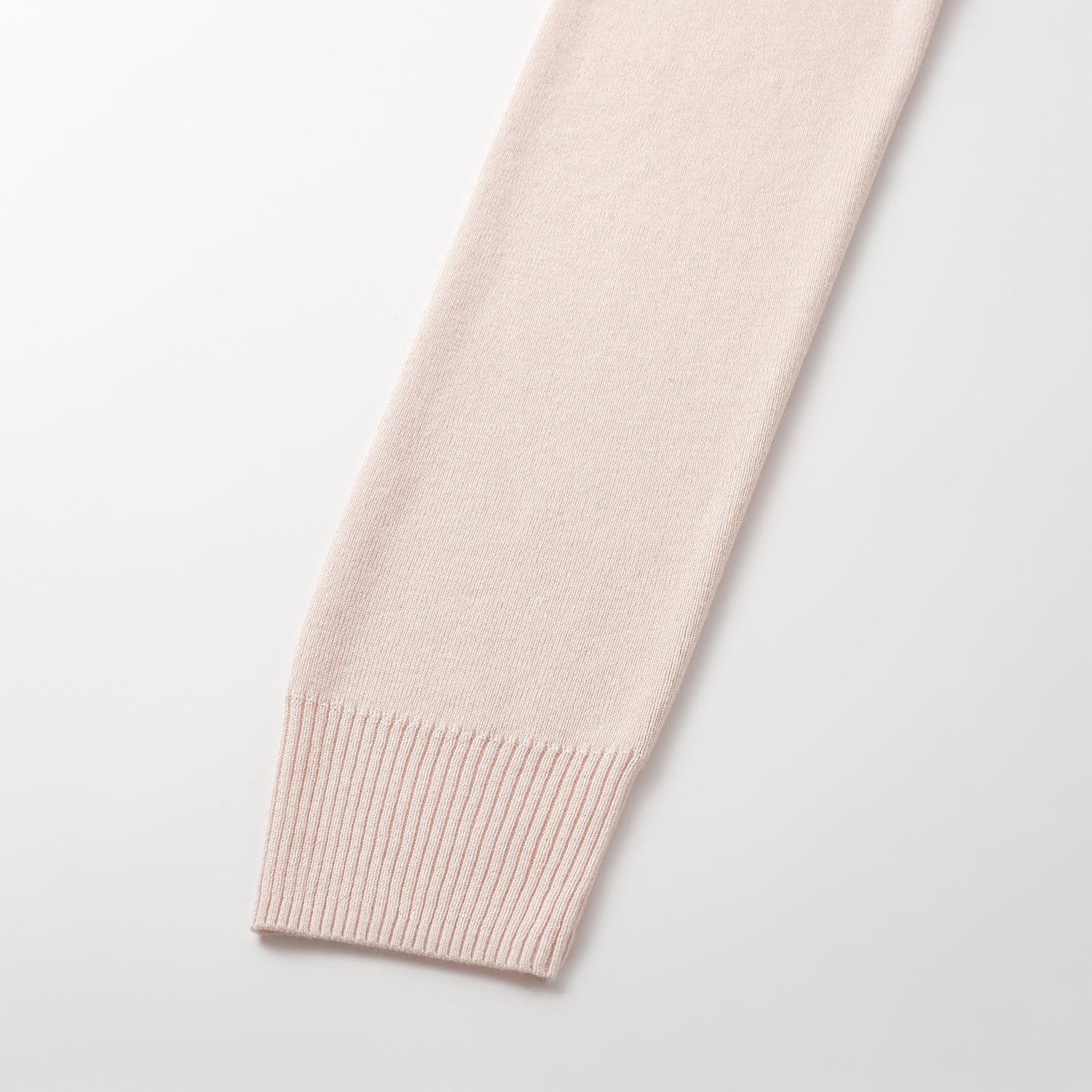 “Spring diary.” Silk Cashmere真絲喀什米爾V領上衣—Rose