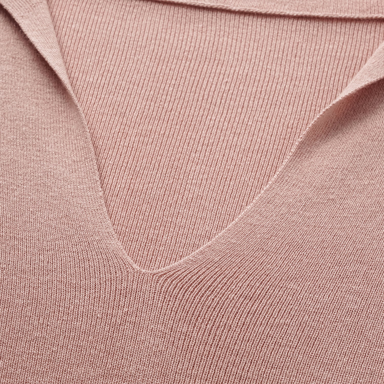 “Spring diary.” Silk Cashmere真絲喀什米爾V領上衣—Dusk