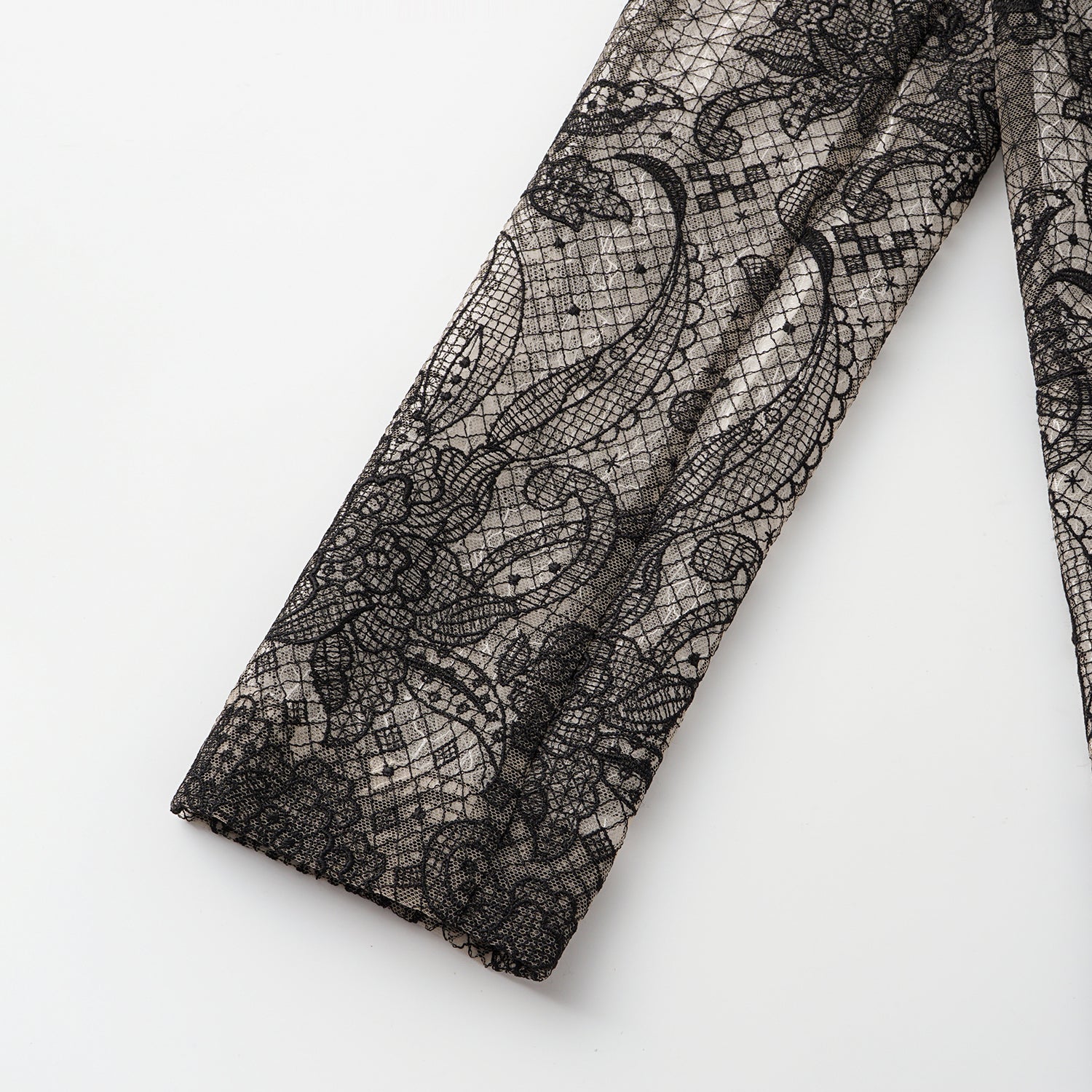 “Weekend At Monaco."鏤雕浮紋織花蕾絲oversized西裝外套—Velvet Noir絲絨夜