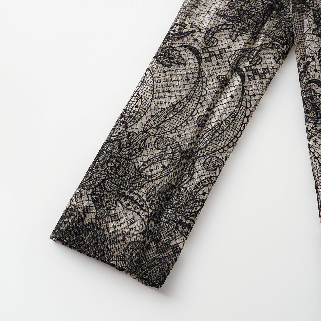 “Weekend At Monaco."鏤雕浮紋織花蕾絲oversized西裝外套—Velvet Noir絲絨夜