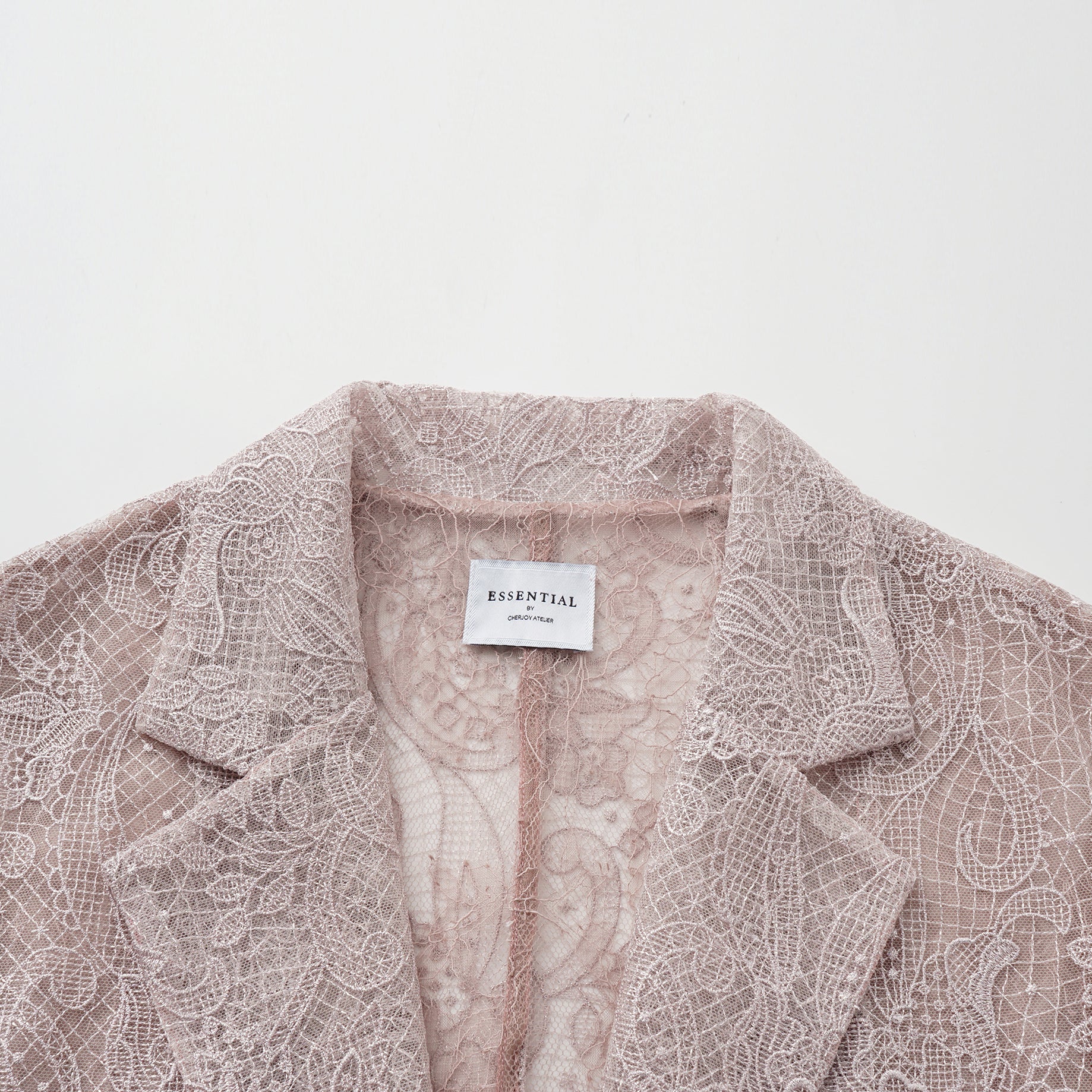 “Weekend At Monaco."鏤雕浮紋織花蕾絲oversized西裝外套—Misty Rose薄霧玫瑰