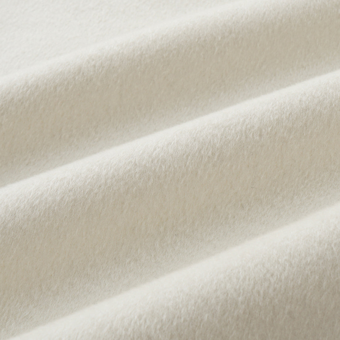 “Winter Diary” 100%Cashmere 雙面長絨工藝立領側扣長大衣—Arctic Miste雪原白境