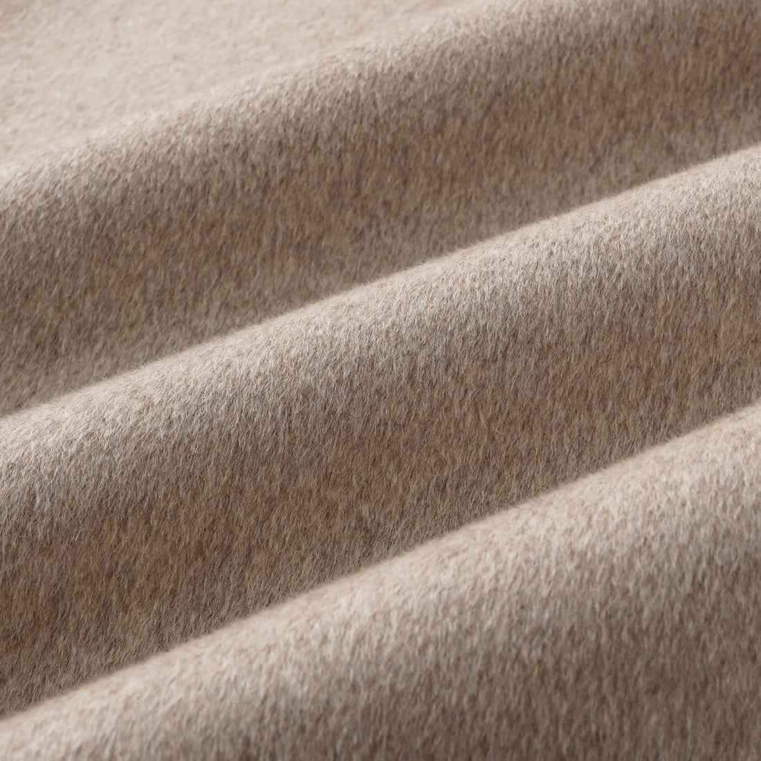 “Winter Diary” 100%Cashmere 雙面超細長絨工藝立領側扣長大衣—Twilight Sand 初冬暖砂