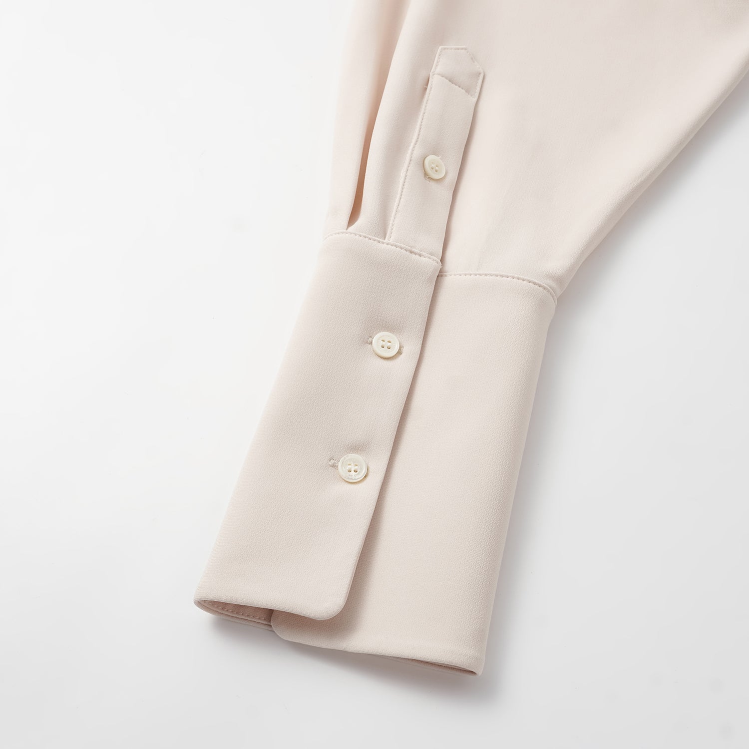 “Easy-go Chic” 肌理醋酸西裝罩衫/短褲套裝—Beige