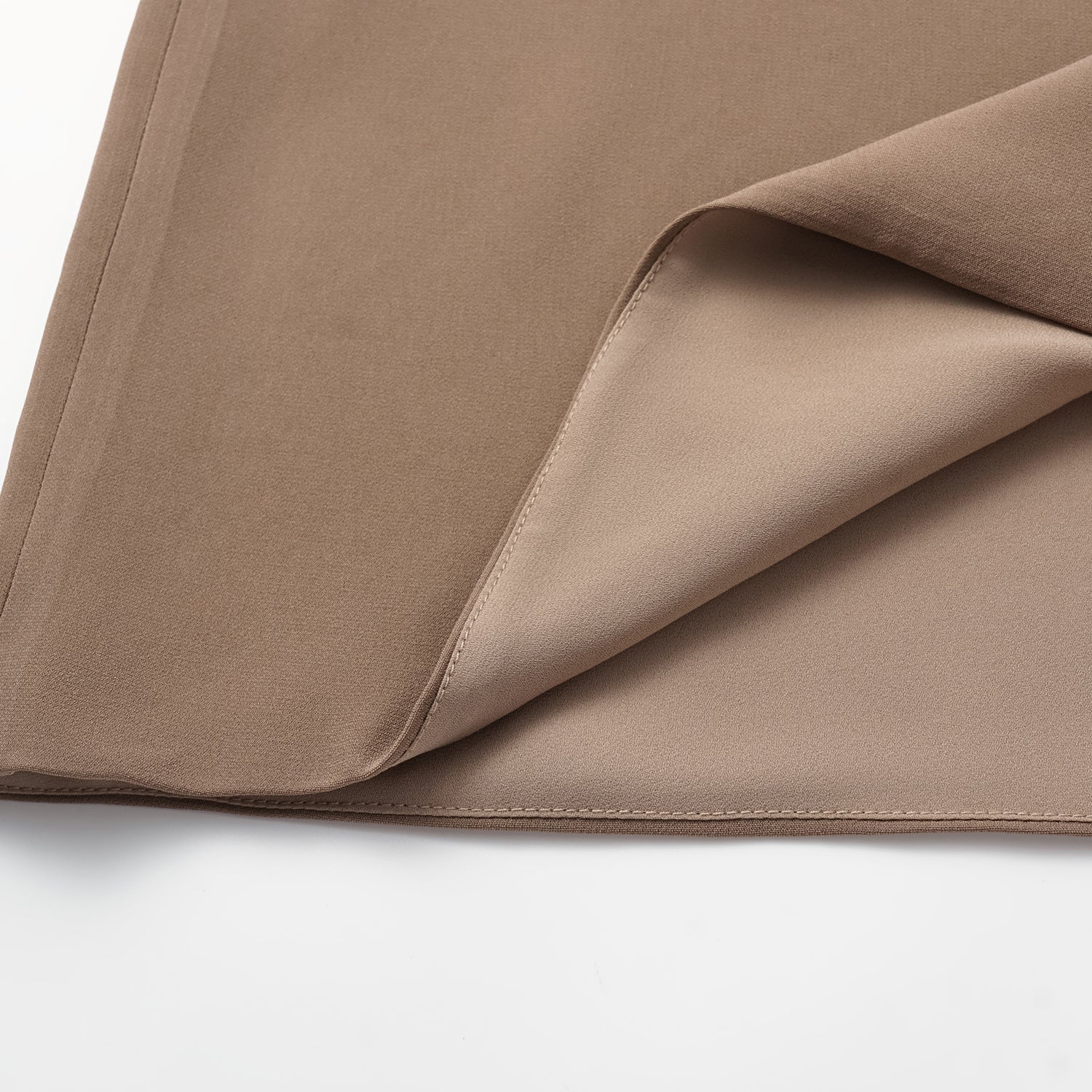 “Easy-go Chic” 肌理醋酸西裝罩衫/短褲套裝—Mocca