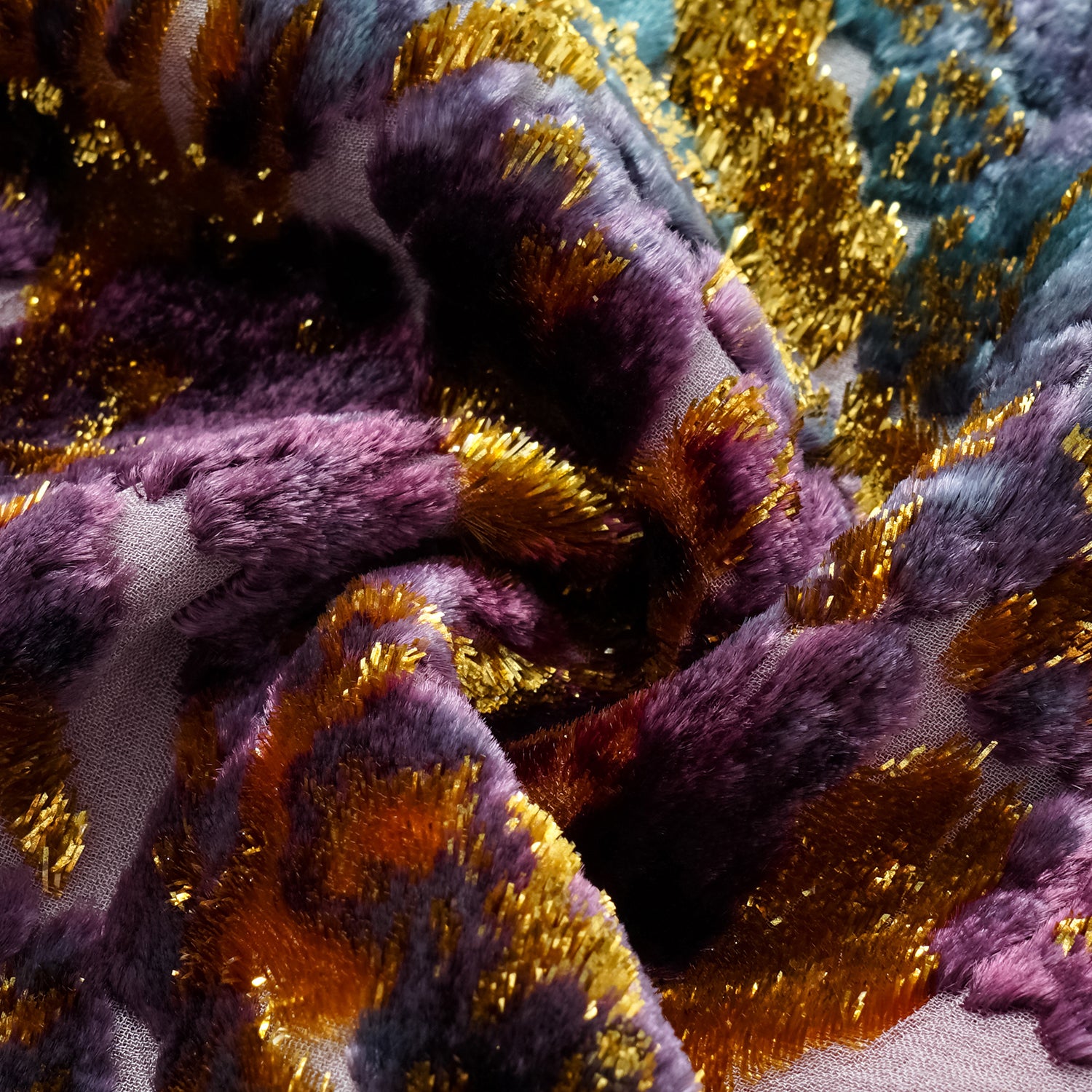 "Imperial Garden Teatime" Silk Velvet Chinese Style Shorts - Zui Rouge 