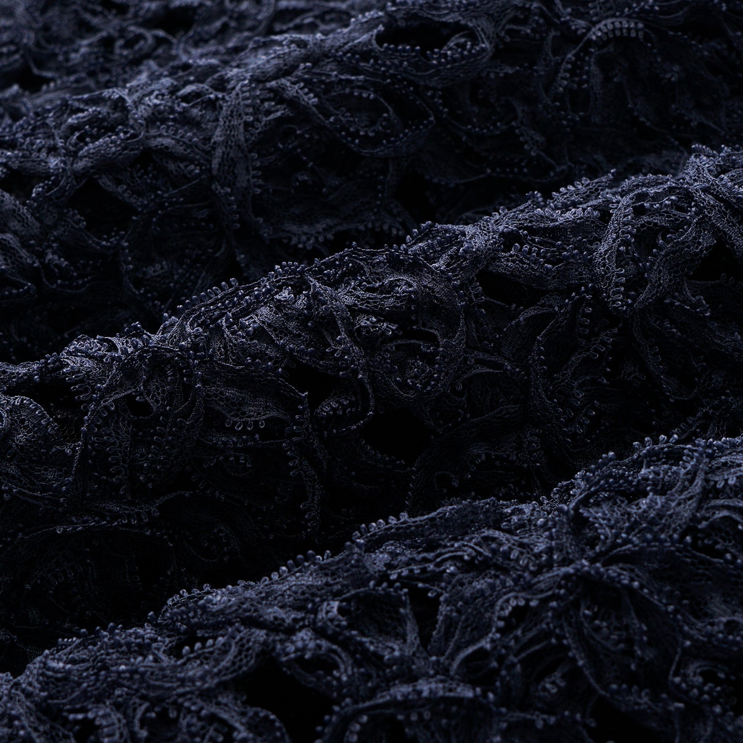 “Sloane Ave."繞畫織藝鏤花蕾絲細肩帶背心—Indigo Ballad布爾藍調