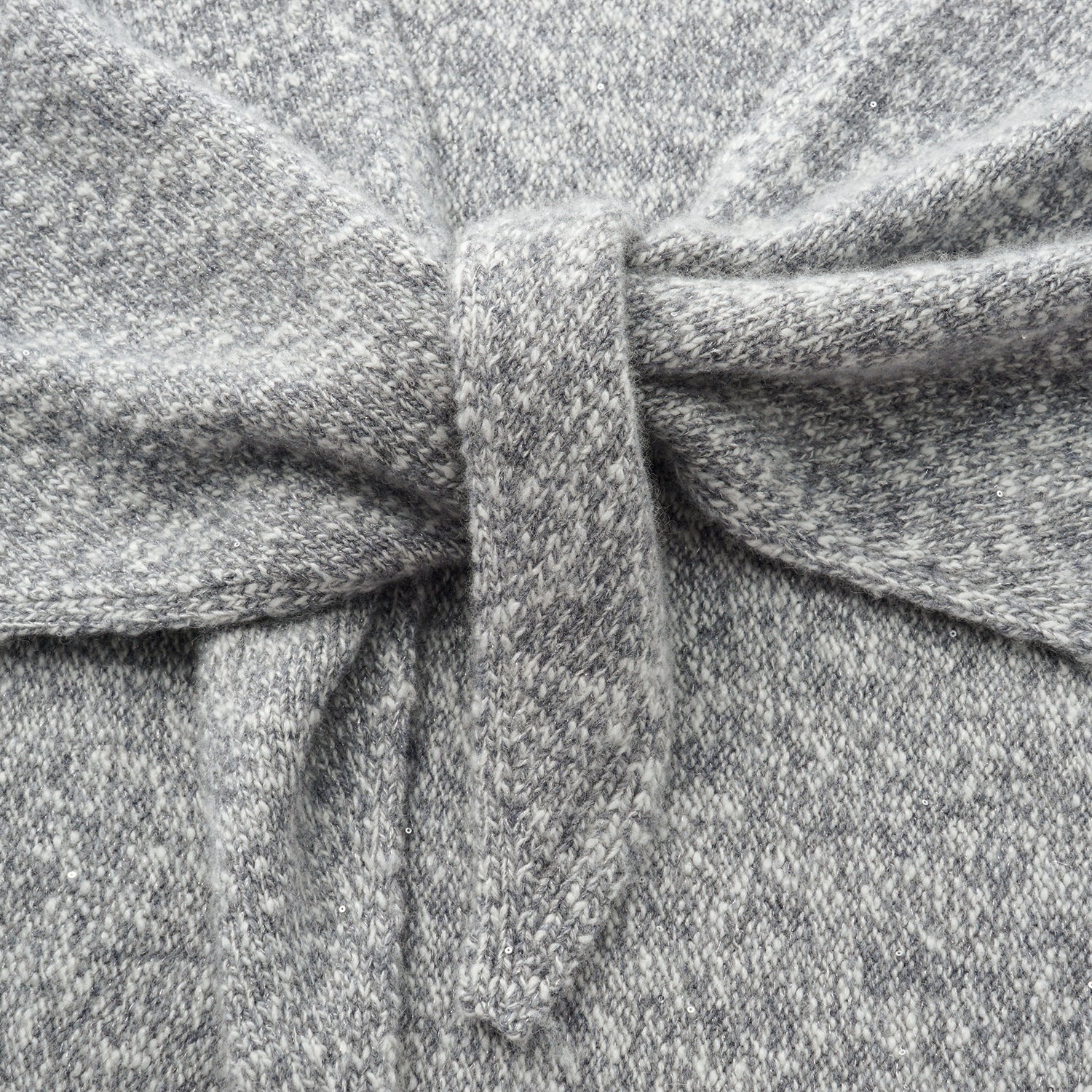 “Winter Diary” 100% Cashmere頂級Slub極細絨柔星點針織披巾—Ash Cloud灰霧嵐雲