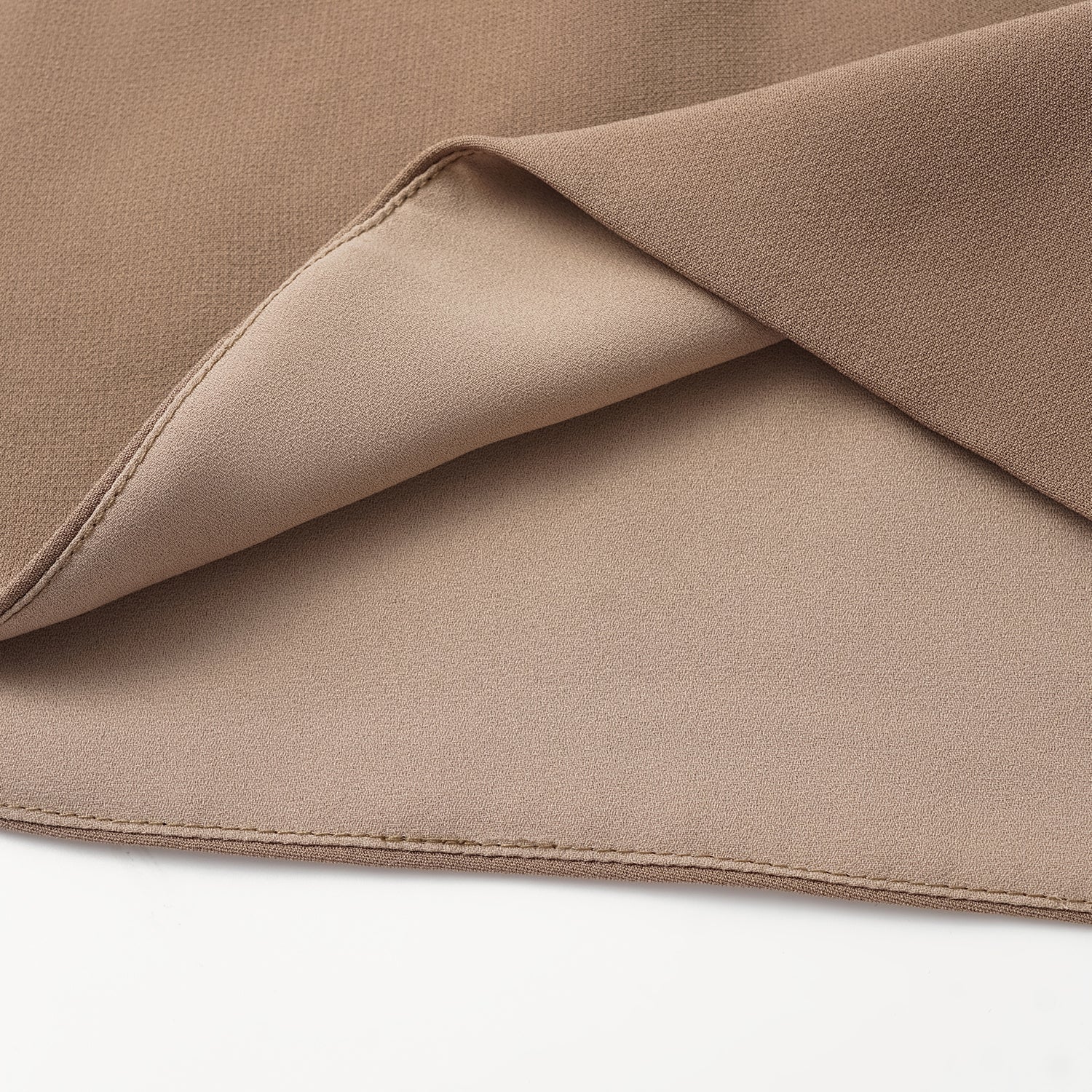 “Easy-go Chic” 肌理醋酸西裝罩衫/短褲套裝—Mocca